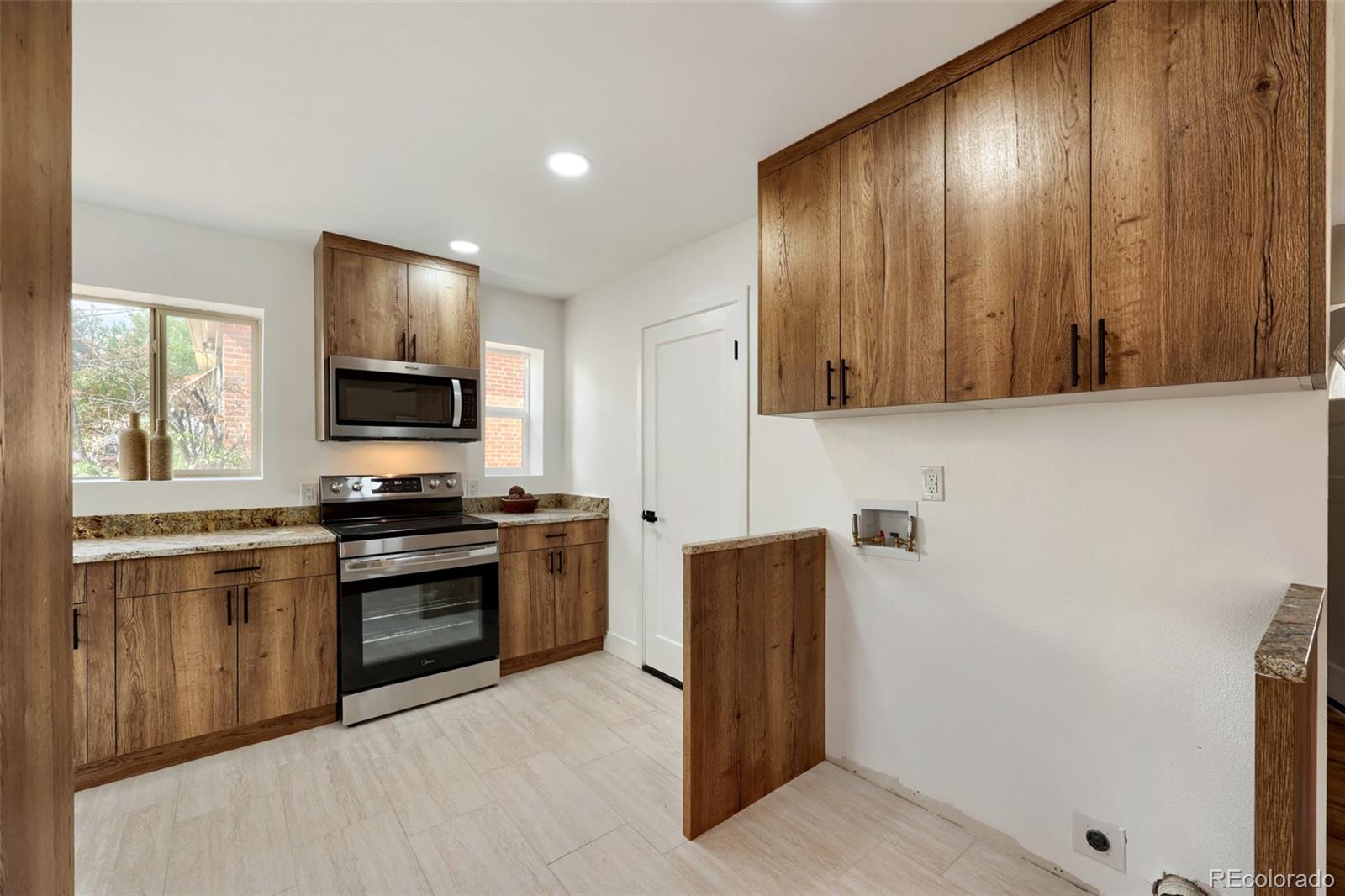 MLS Image #9 for 4151 s cherokee street,englewood, Colorado