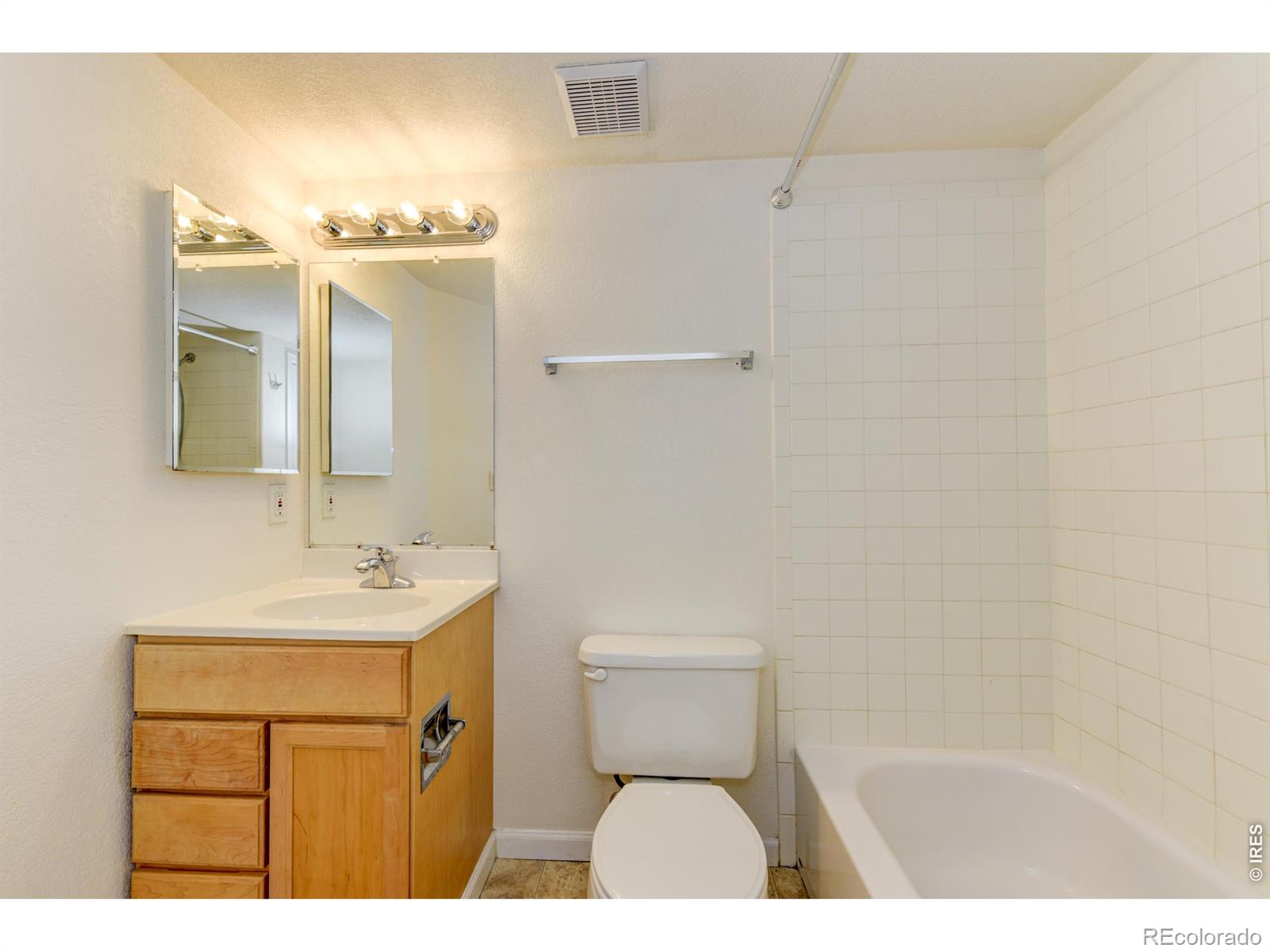 MLS Image #23 for 2800  whitetail circle,lafayette, Colorado