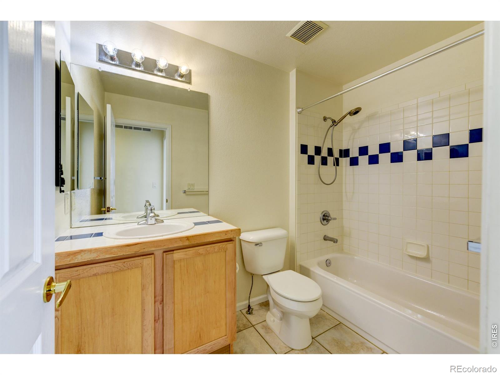MLS Image #31 for 2800  whitetail circle,lafayette, Colorado