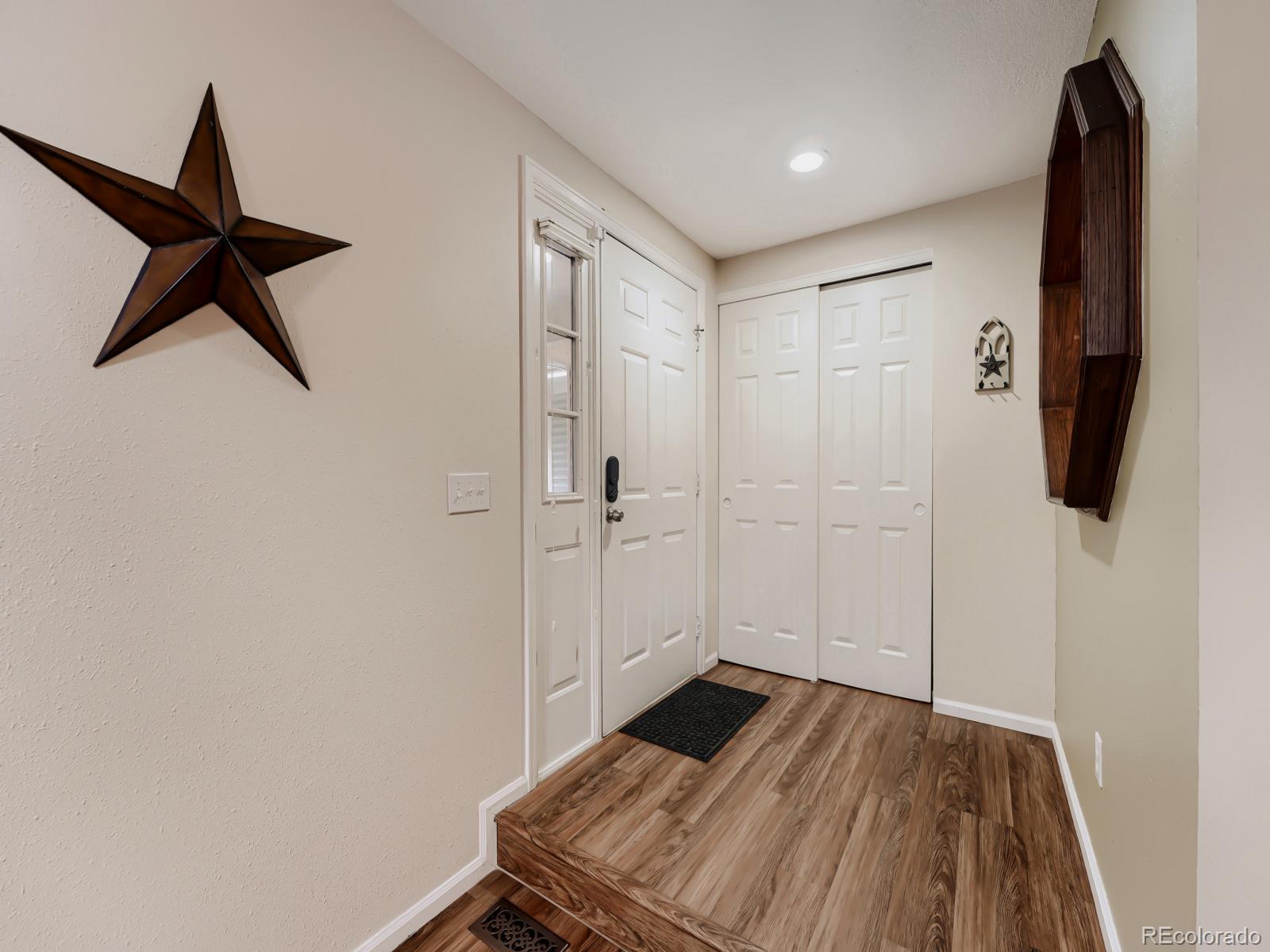 MLS Image #4 for 12560 e warren drive,aurora, Colorado