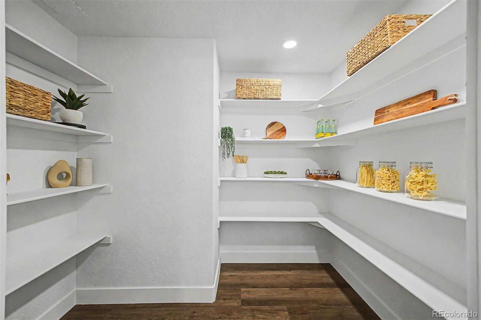 MLS Image #14 for 3081 s ash street,denver, Colorado