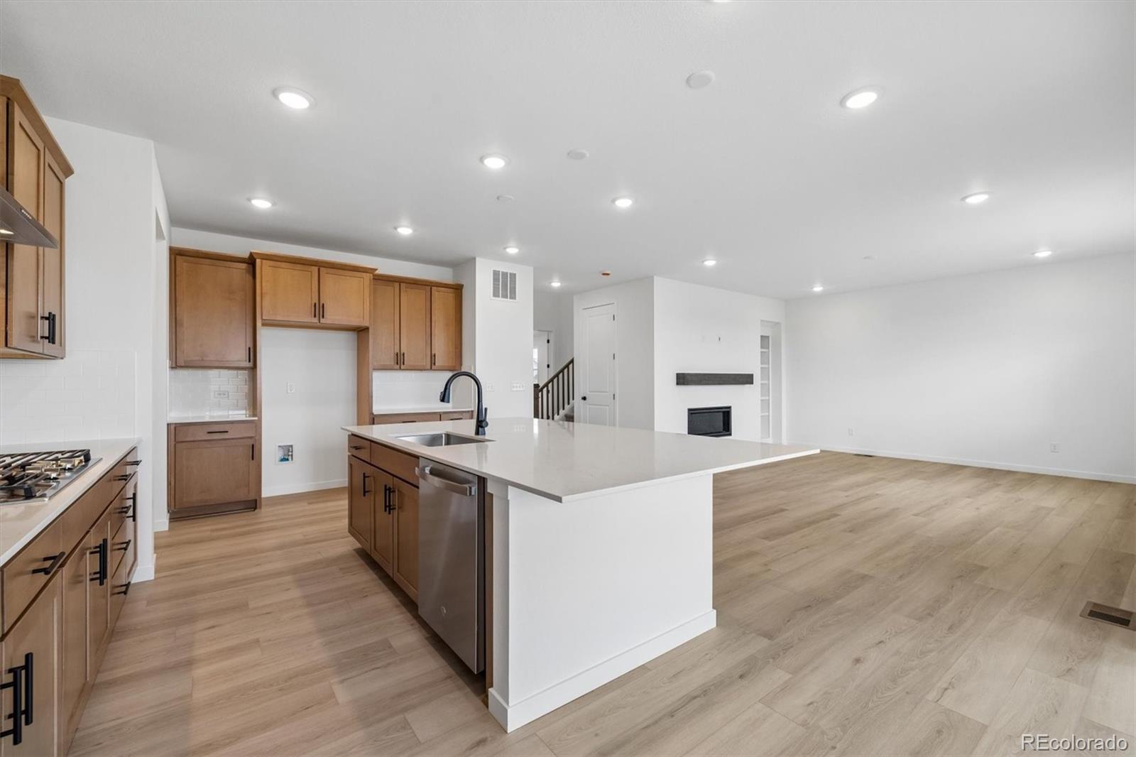MLS Image #12 for 780  lawson drive,elizabeth, Colorado