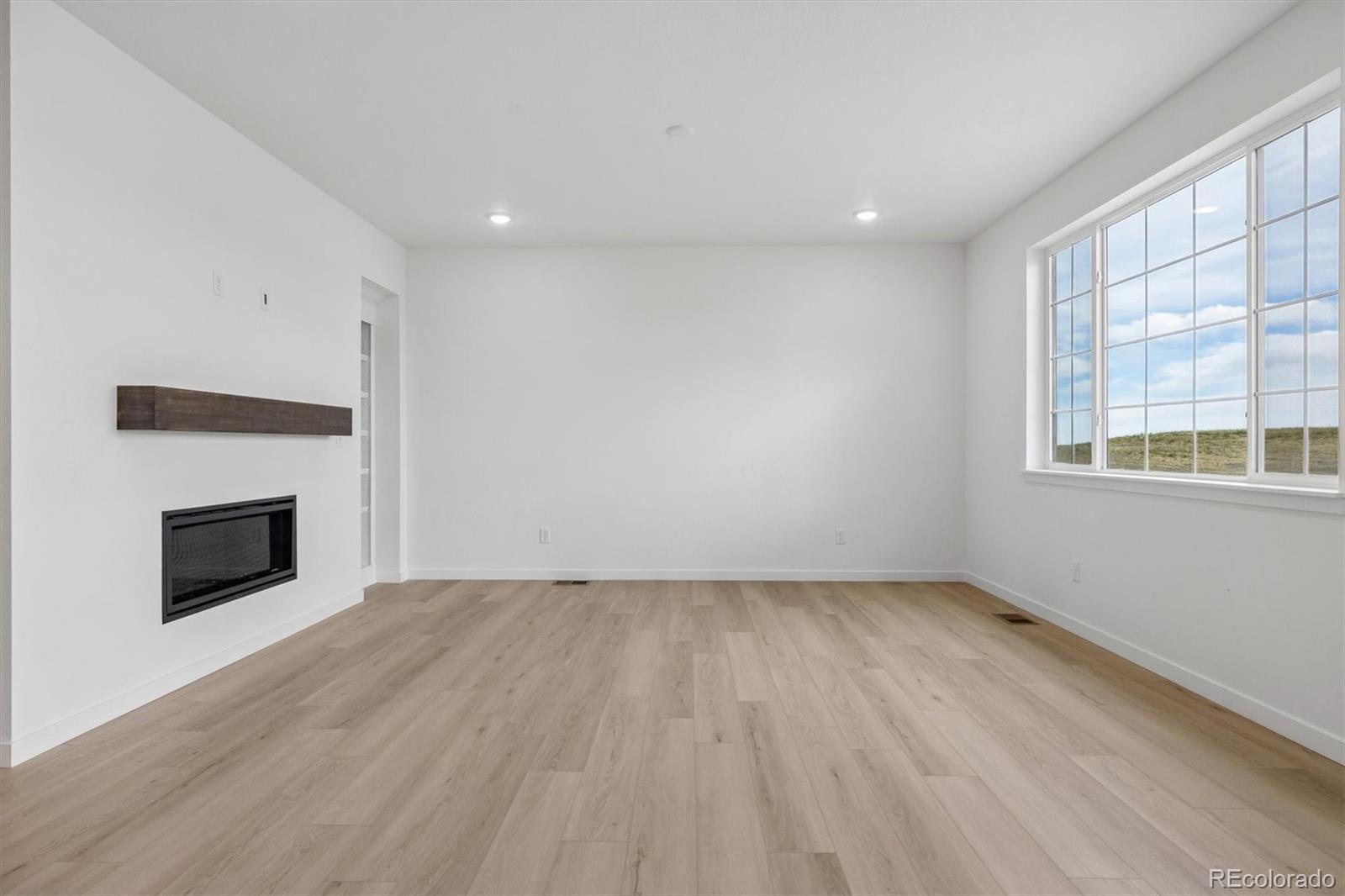 MLS Image #13 for 780  lawson drive,elizabeth, Colorado