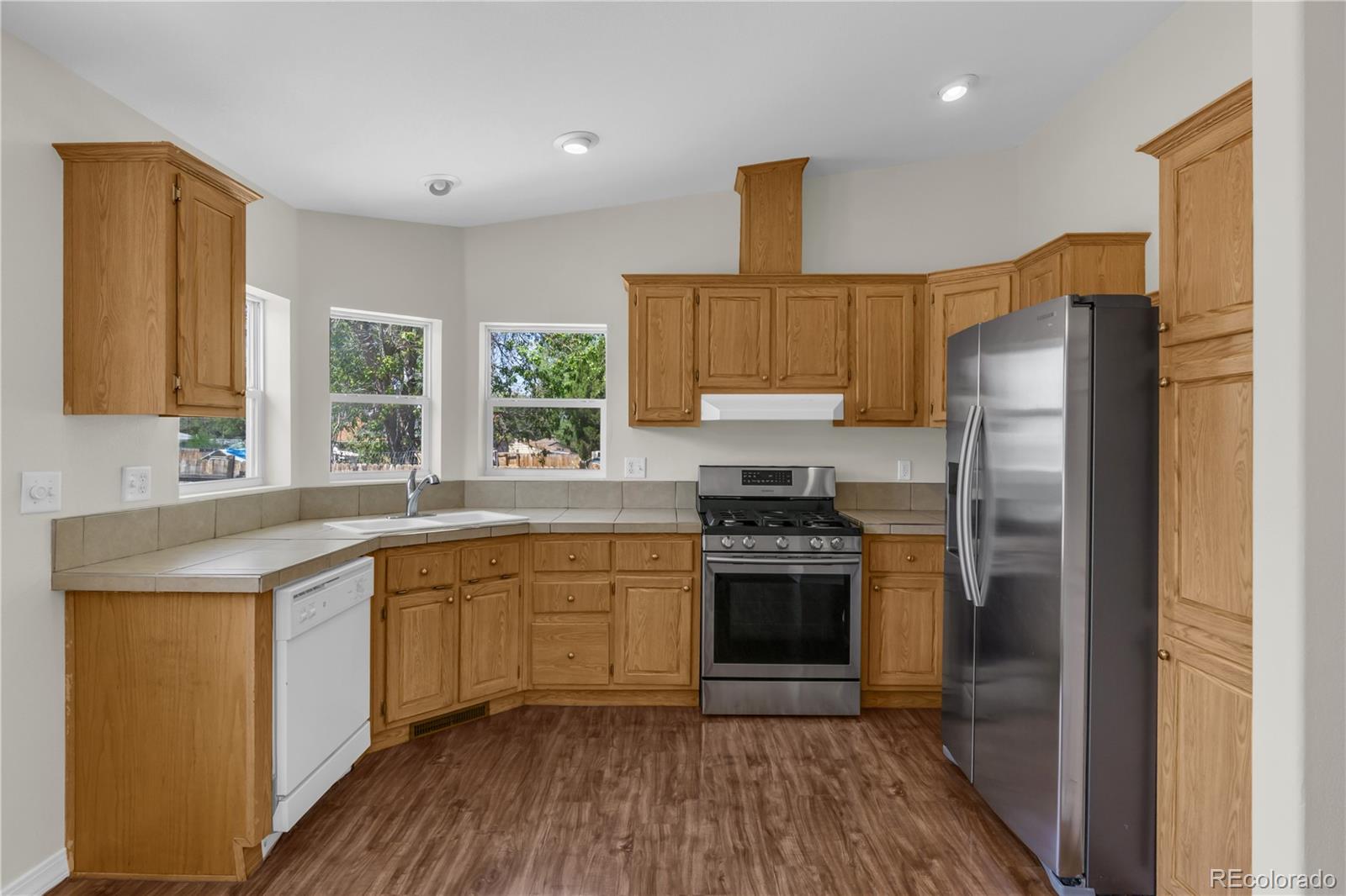 MLS Image #9 for 31  jay street,lakewood, Colorado