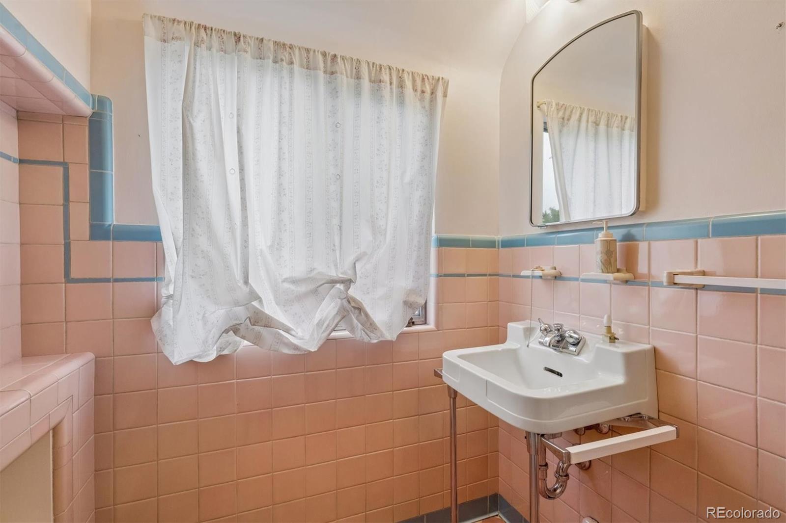MLS Image #26 for 1260  pontiac street,denver, Colorado
