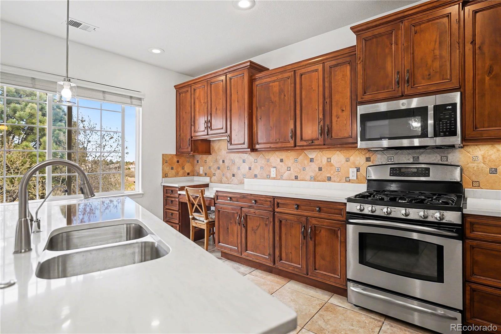 MLS Image #8 for 1364  pineridge court,castle pines, Colorado