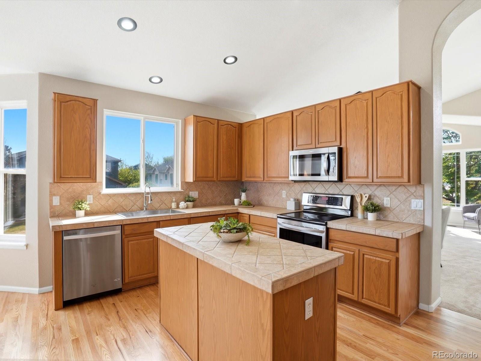 MLS Image #10 for 9729  hummingbird place,littleton, Colorado
