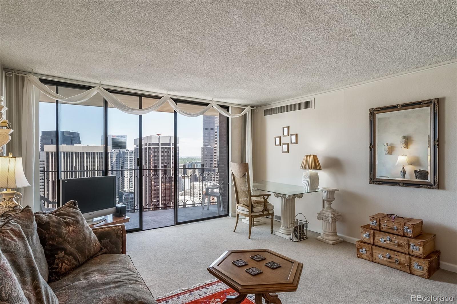 MLS Image #13 for 1020  15th street,denver, Colorado