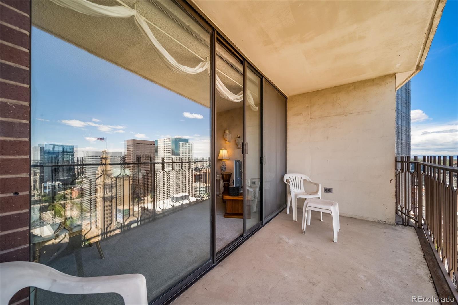 MLS Image #18 for 1020  15th street,denver, Colorado