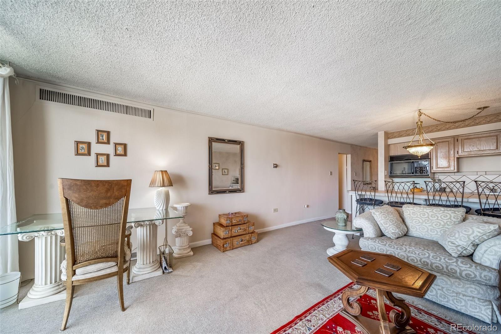 MLS Image #8 for 1020  15th street,denver, Colorado
