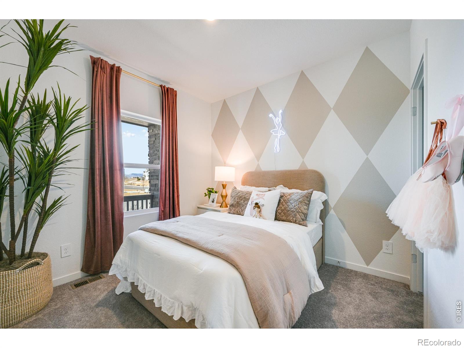 MLS Image #11 for 6186  drum place,loveland, Colorado