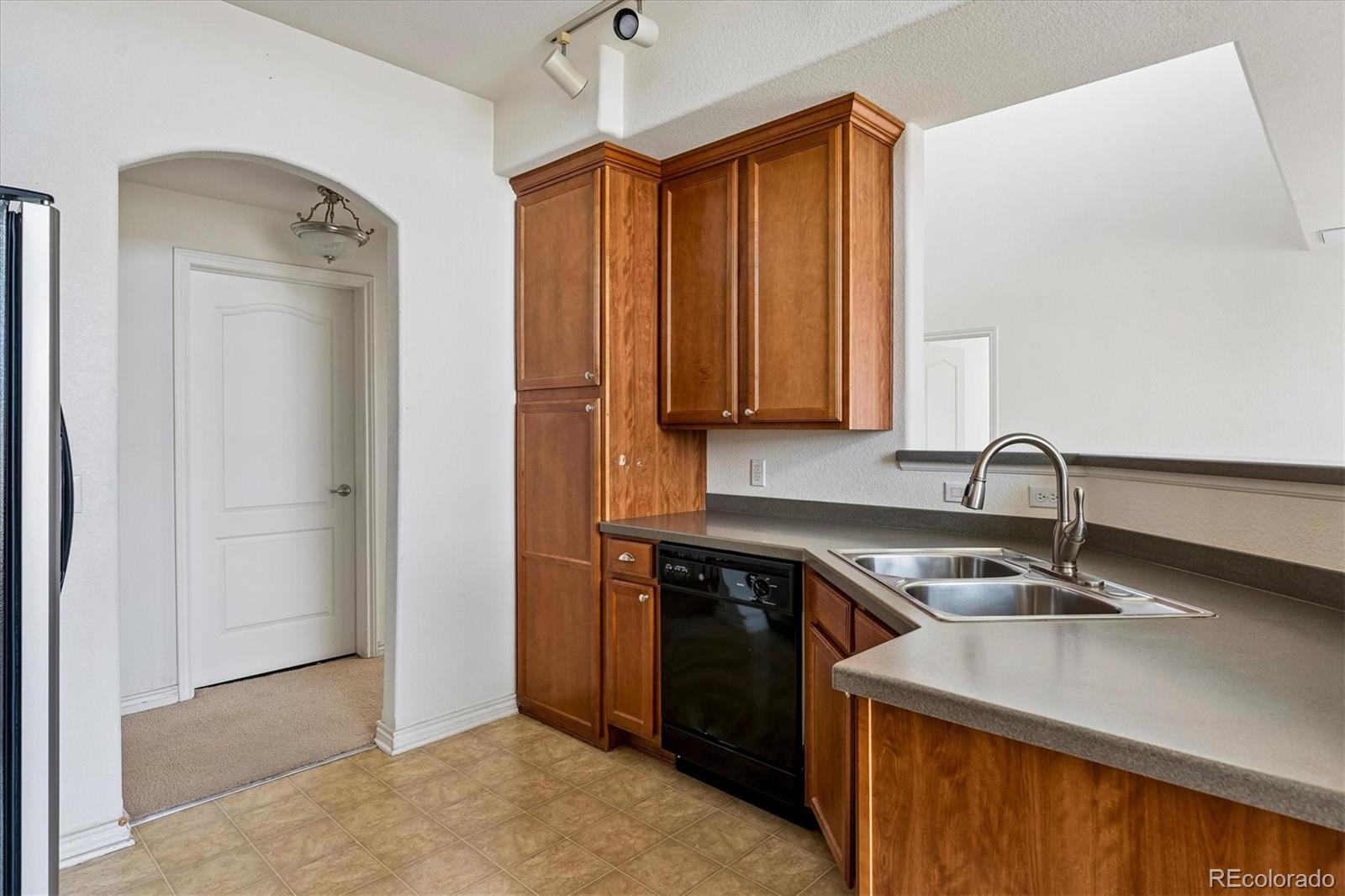 MLS Image #11 for 18657  stroh road,parker, Colorado