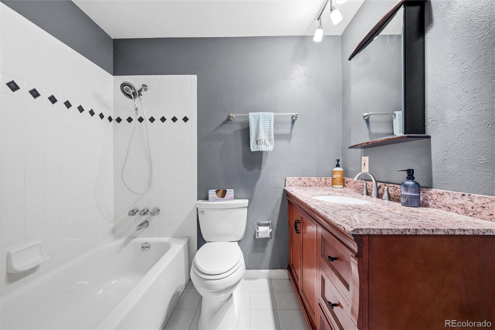 MLS Image #14 for 4810 s pierson way,littleton, Colorado