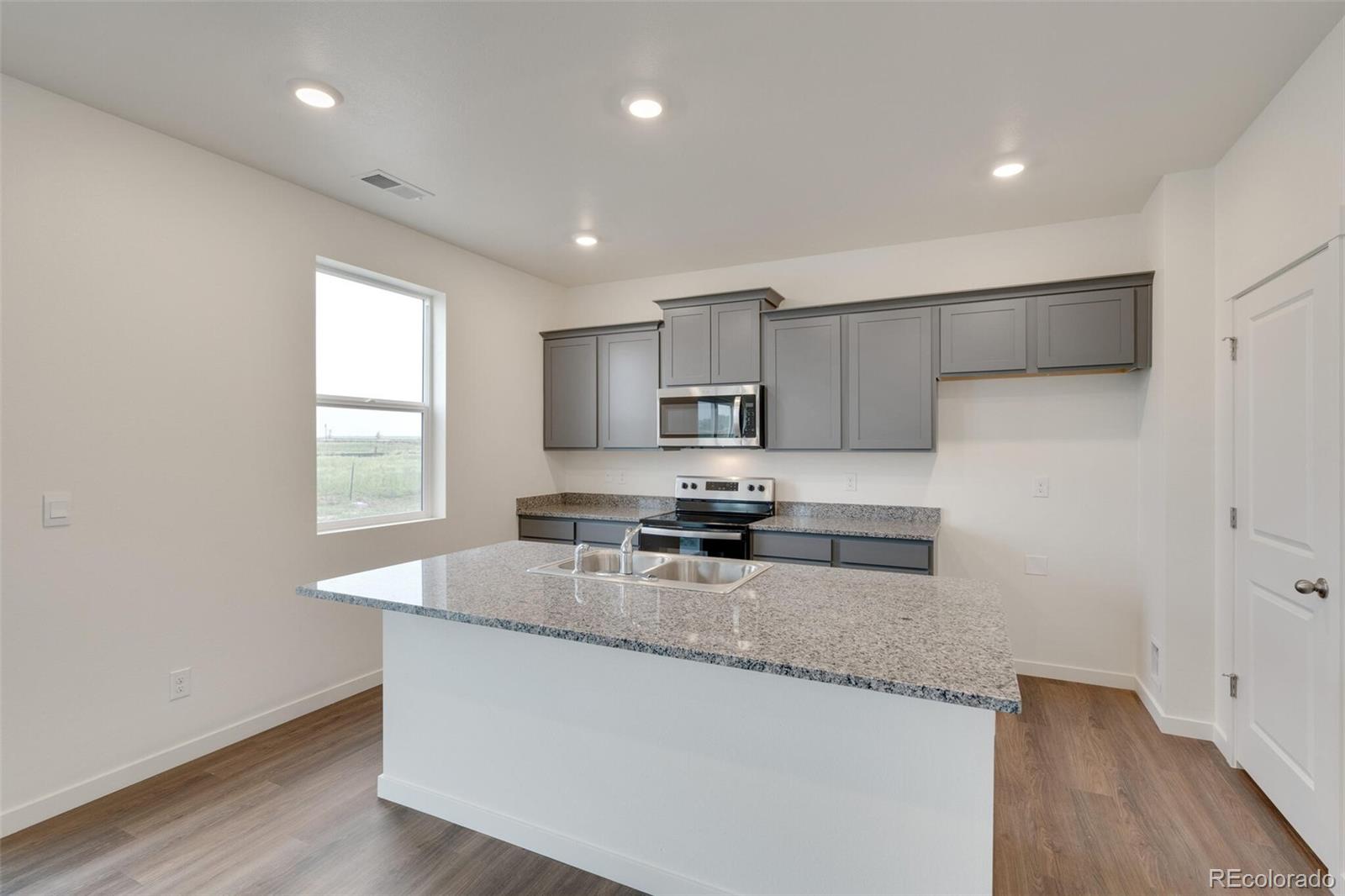 MLS Image #5 for 2308  base street,fort lupton, Colorado