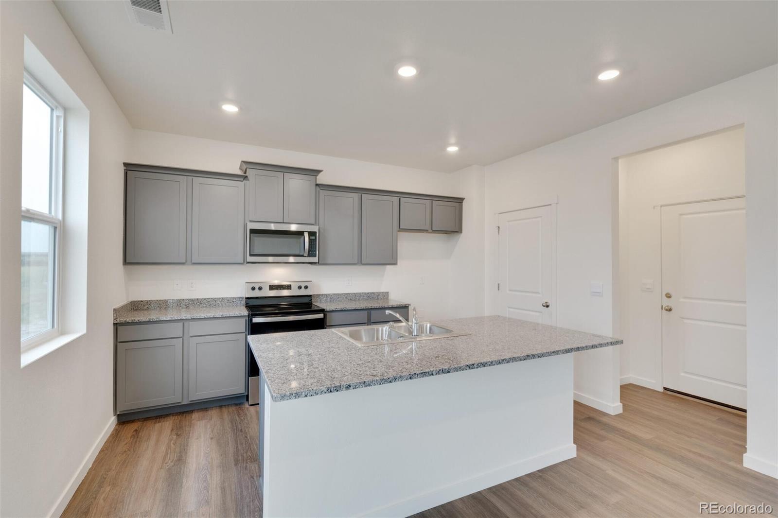 MLS Image #7 for 2308  base street,fort lupton, Colorado