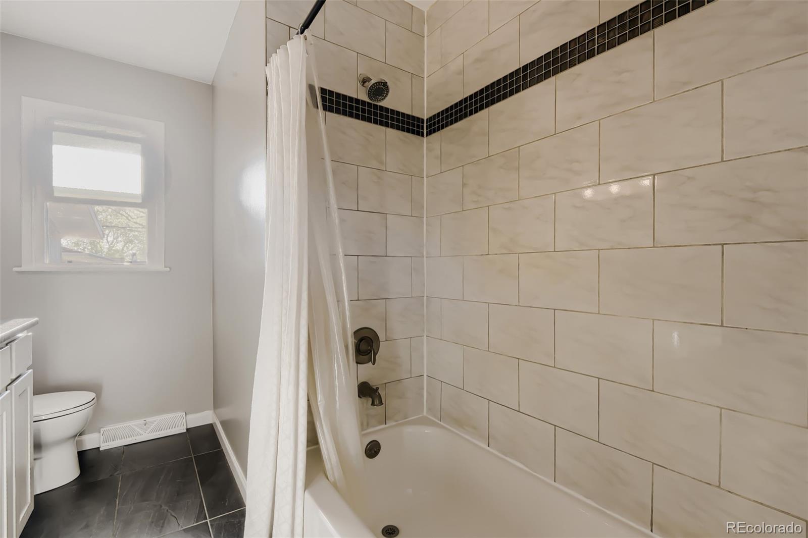 MLS Image #13 for 4695 s kalamath street,englewood, Colorado