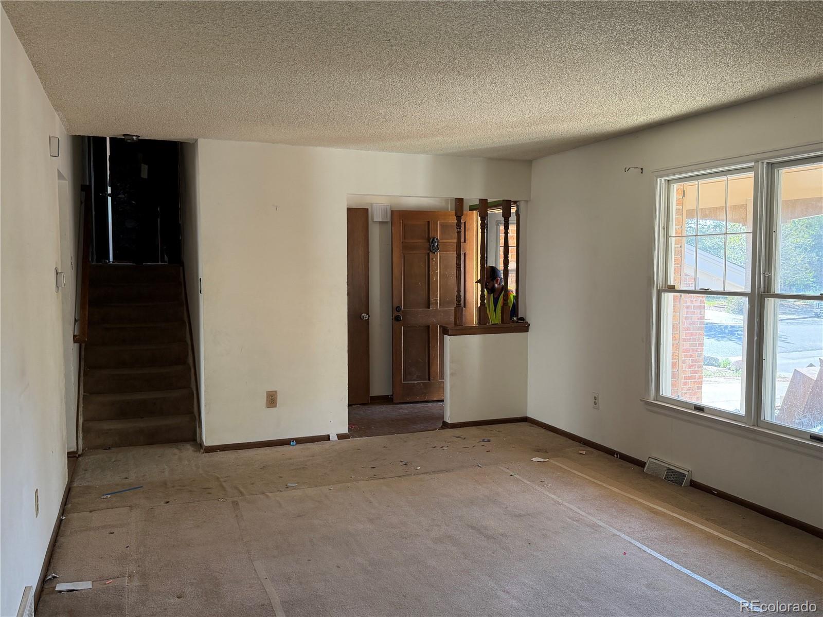 MLS Image #2 for 2545 s eagle circle,aurora, Colorado