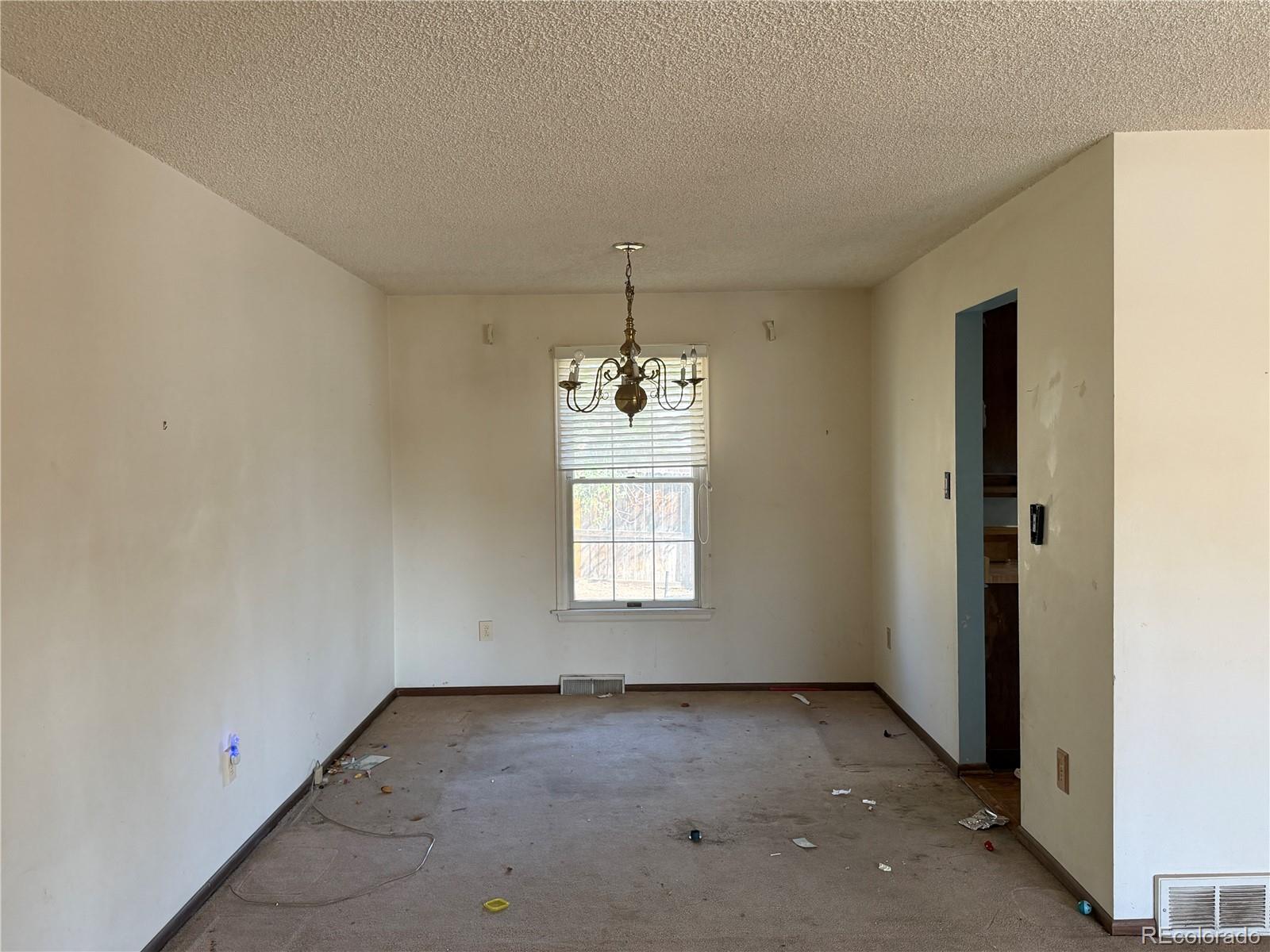 MLS Image #4 for 2545 s eagle circle,aurora, Colorado