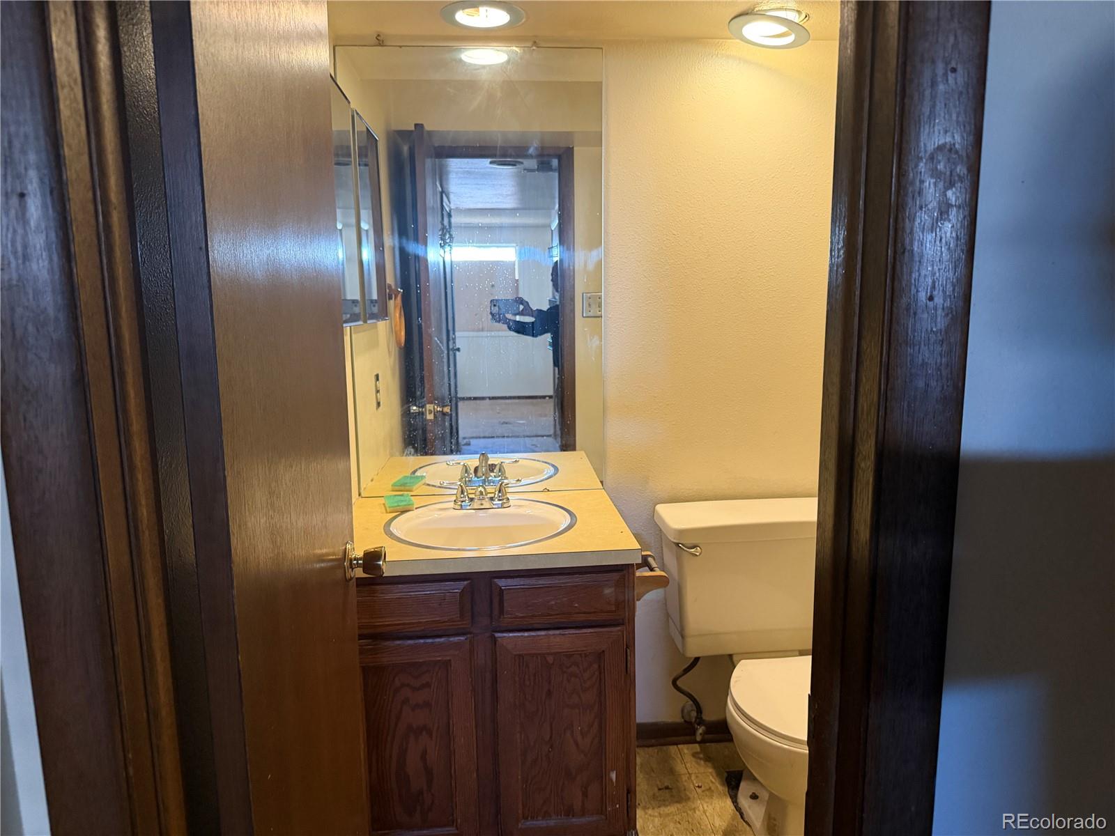 MLS Image #8 for 2545 s eagle circle,aurora, Colorado