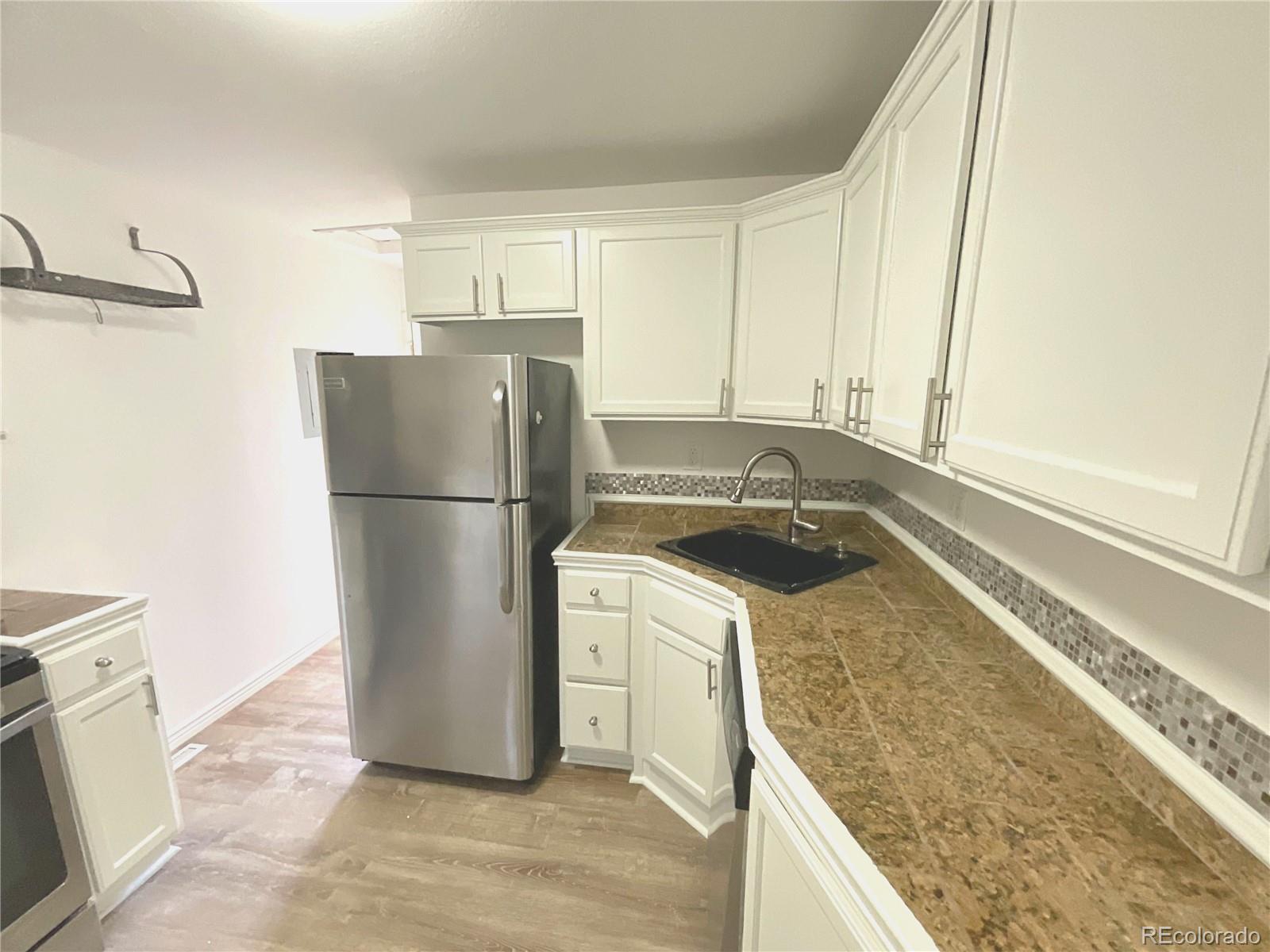 MLS Image #6 for 3089 w 18th avenue,denver, Colorado