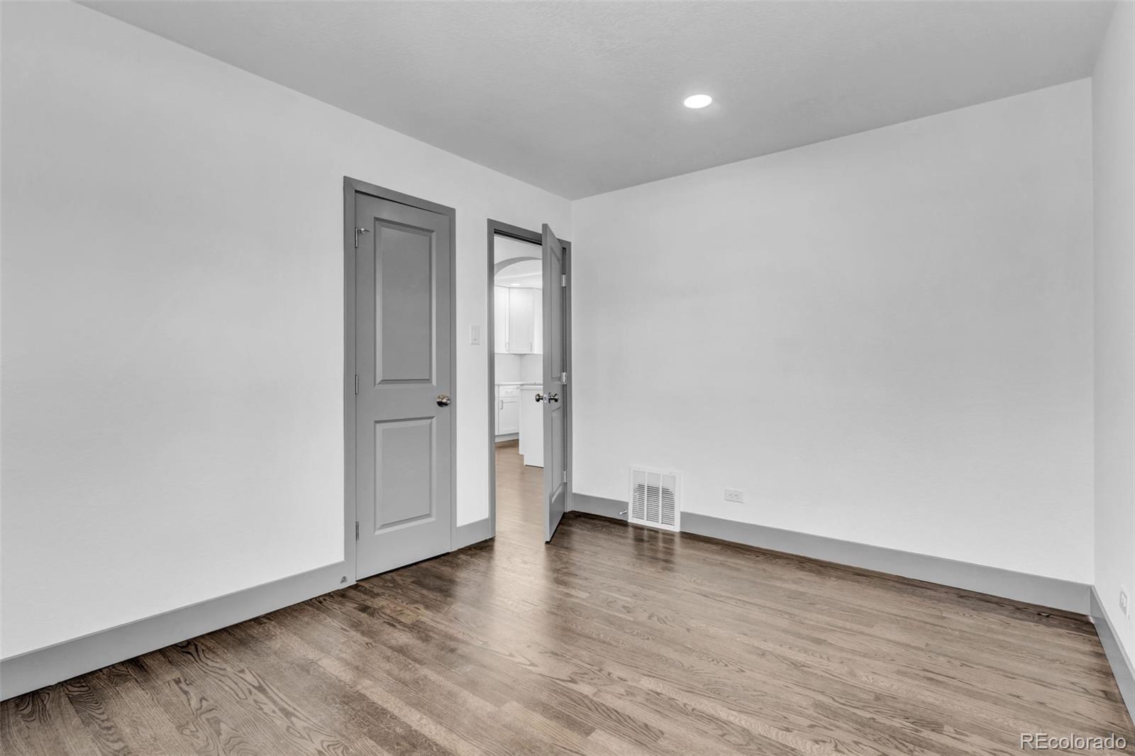 MLS Image #17 for 510  winona court,denver, Colorado