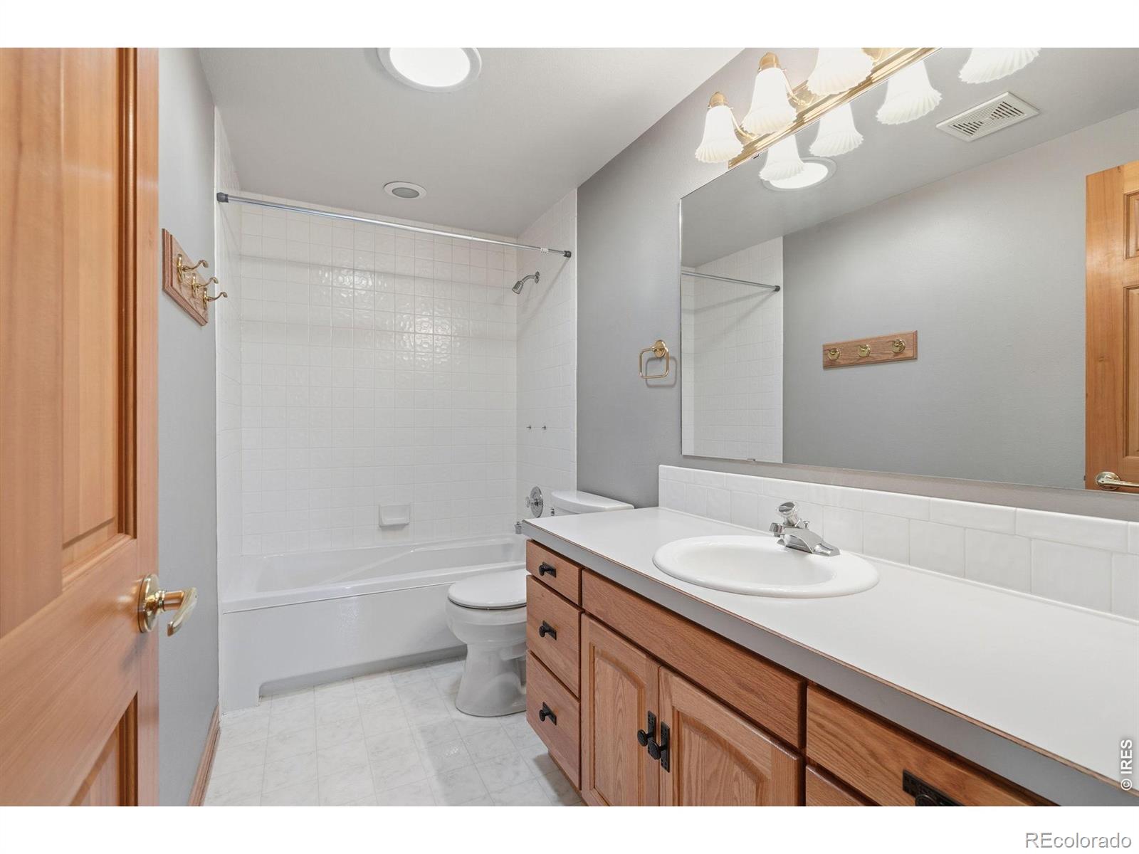 MLS Image #18 for 3309  buckskin trail,laporte, Colorado