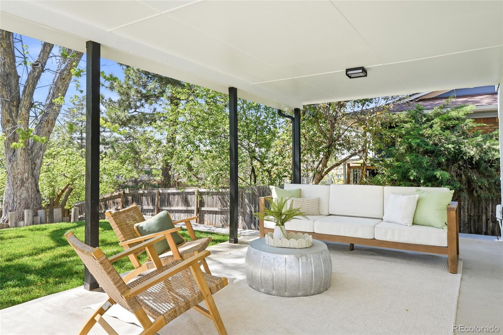 MLS Image #12 for 3057 s rosemary street,denver, Colorado