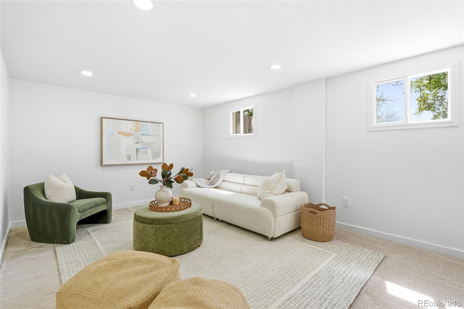 MLS Image #20 for 3057 s rosemary street,denver, Colorado