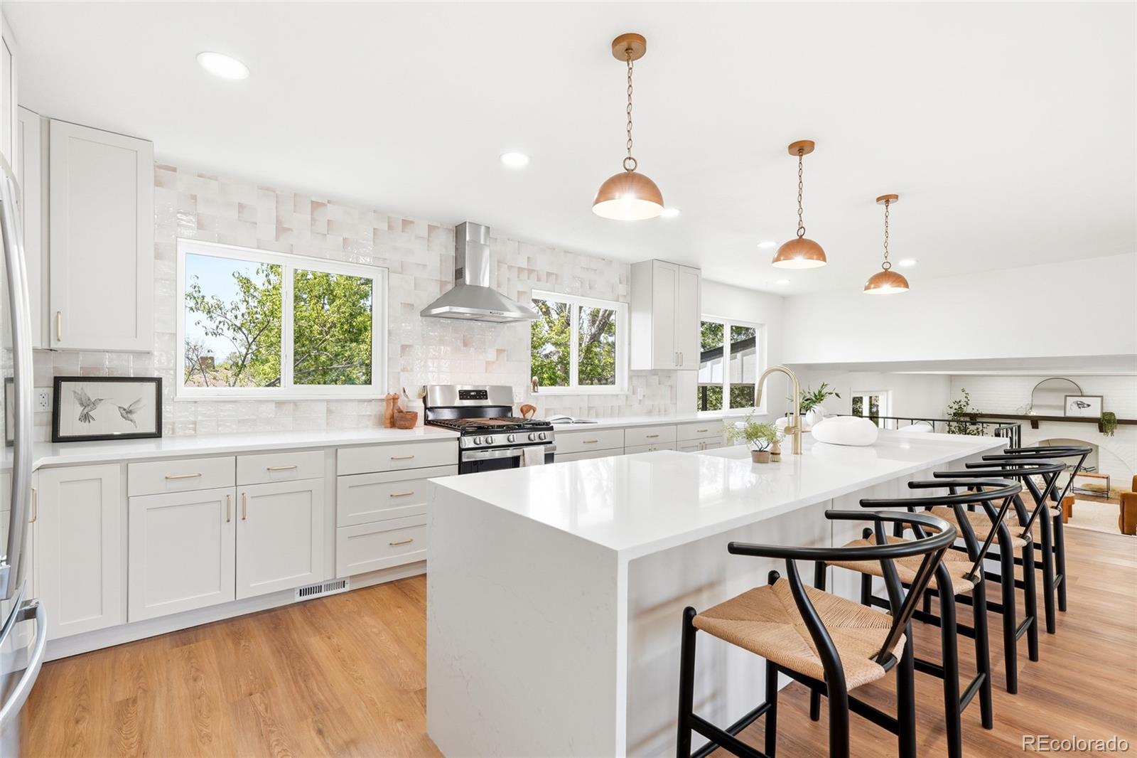 MLS Image #3 for 3057 s rosemary street,denver, Colorado