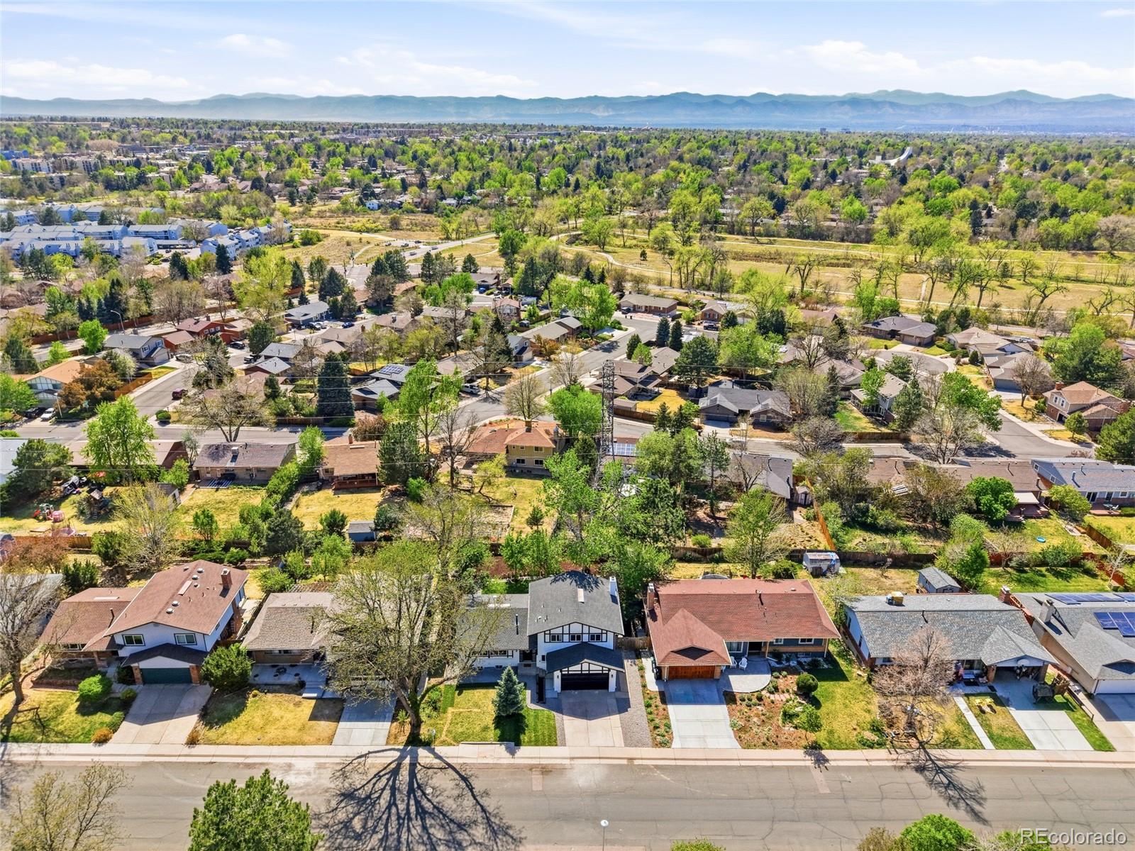 MLS Image #33 for 3057 s rosemary street,denver, Colorado