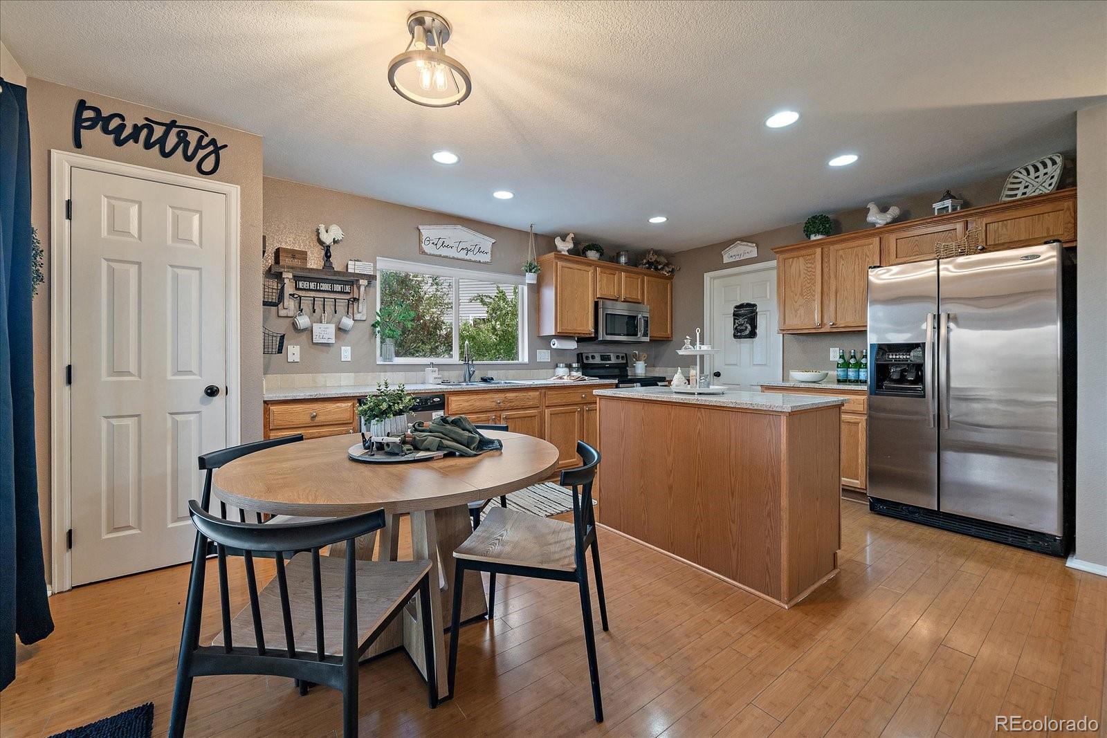 MLS Image #6 for 7670  brown bear court,littleton, Colorado