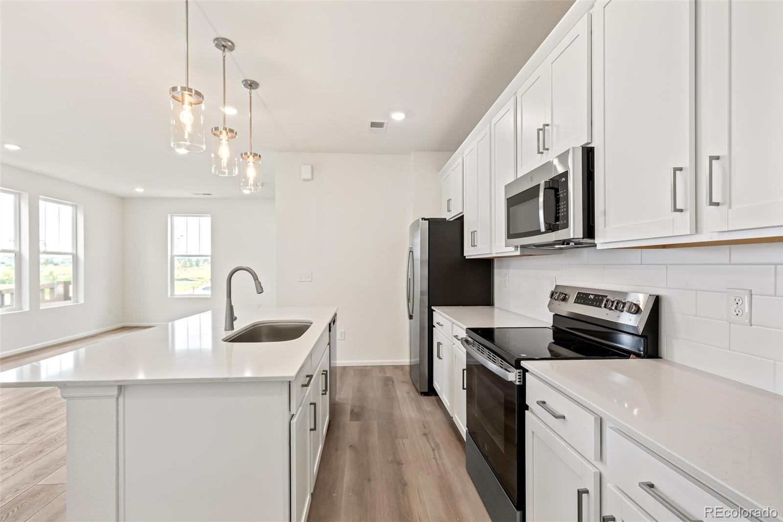 MLS Image #2 for 5753 n lisbon street,aurora, Colorado