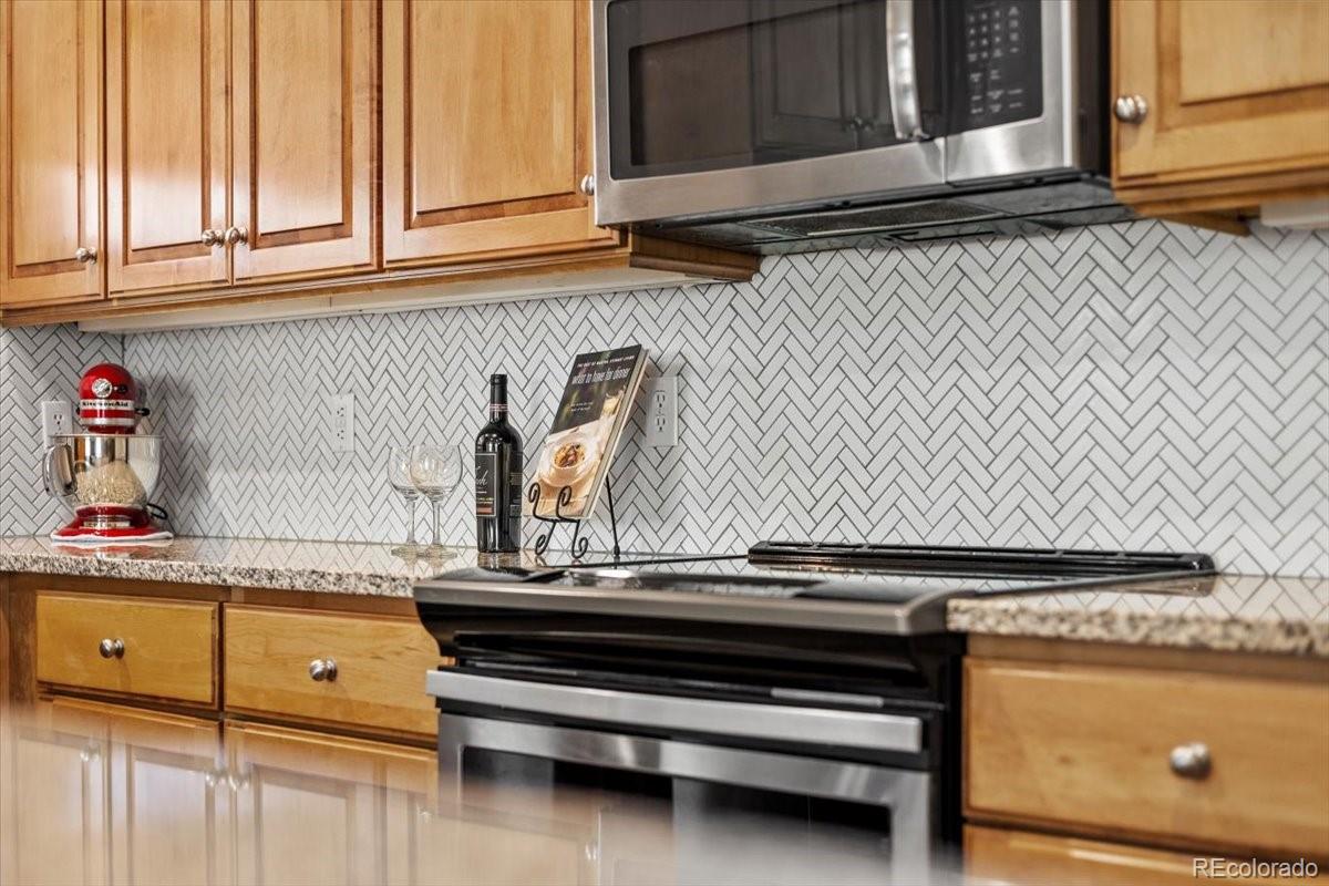 MLS Image #11 for 6634 s buffalo drive,littleton, Colorado