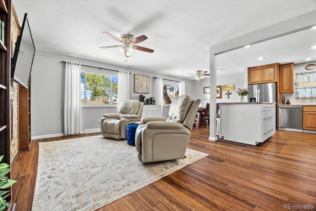 MLS Image #4 for 6634 s buffalo drive,littleton, Colorado