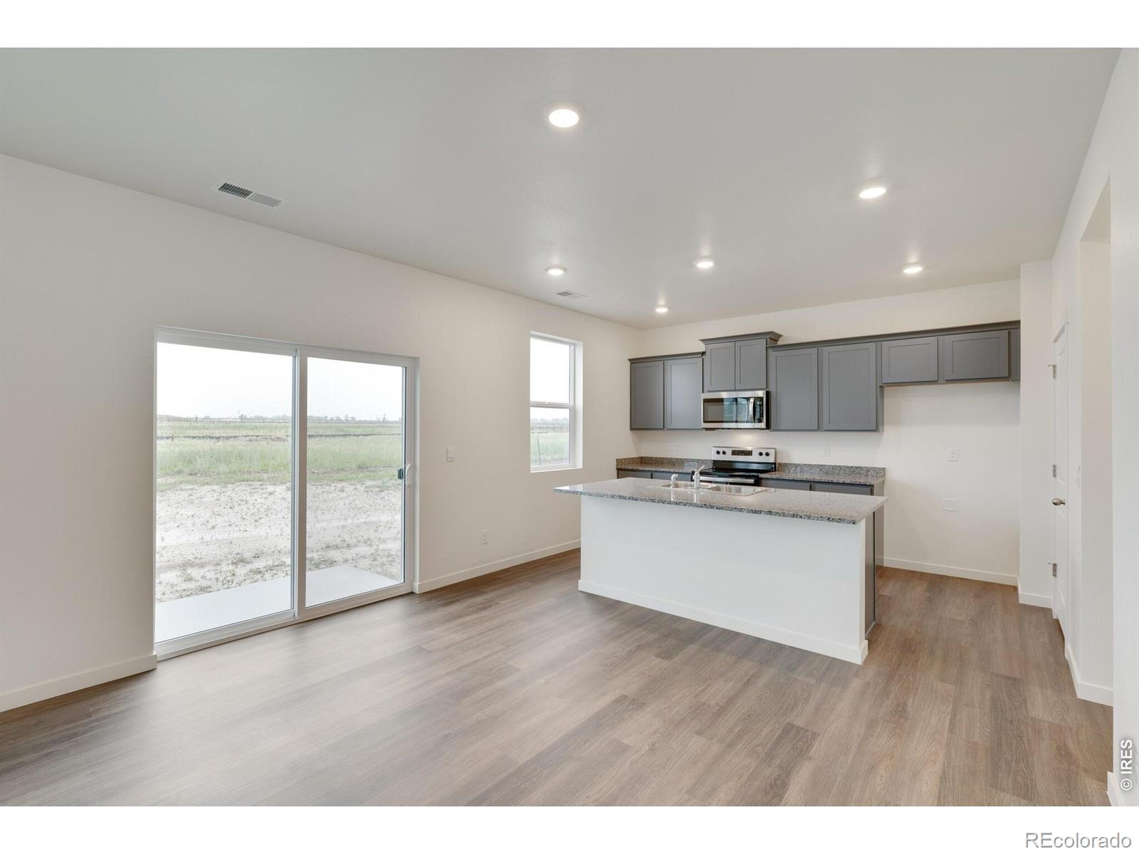 MLS Image #5 for 2308  base street,fort lupton, Colorado