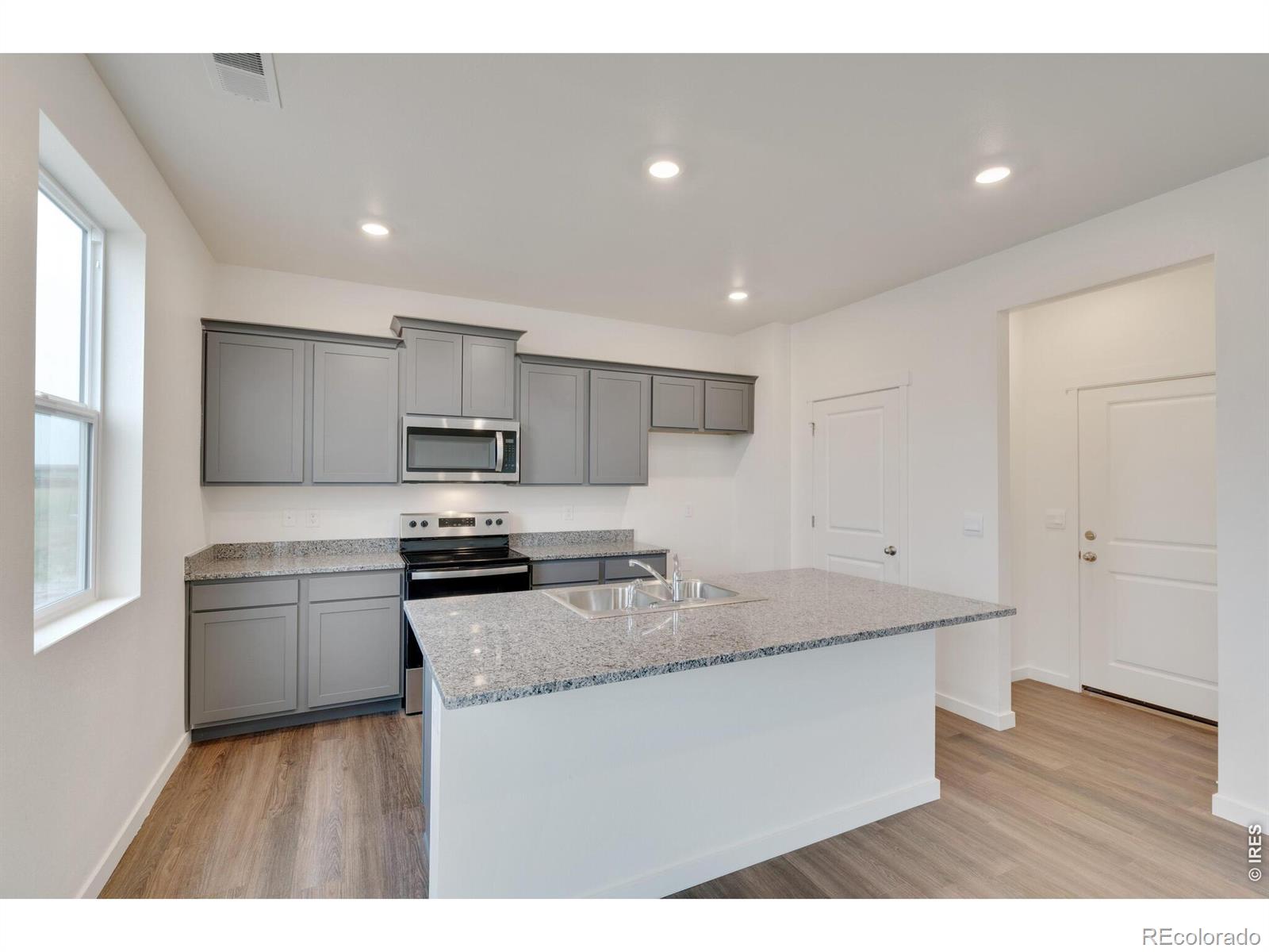 MLS Image #7 for 2308  base street,fort lupton, Colorado