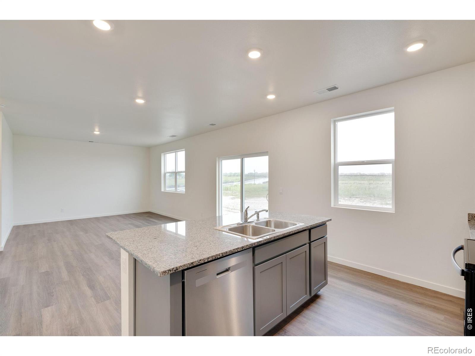 MLS Image #9 for 2308  base street,fort lupton, Colorado