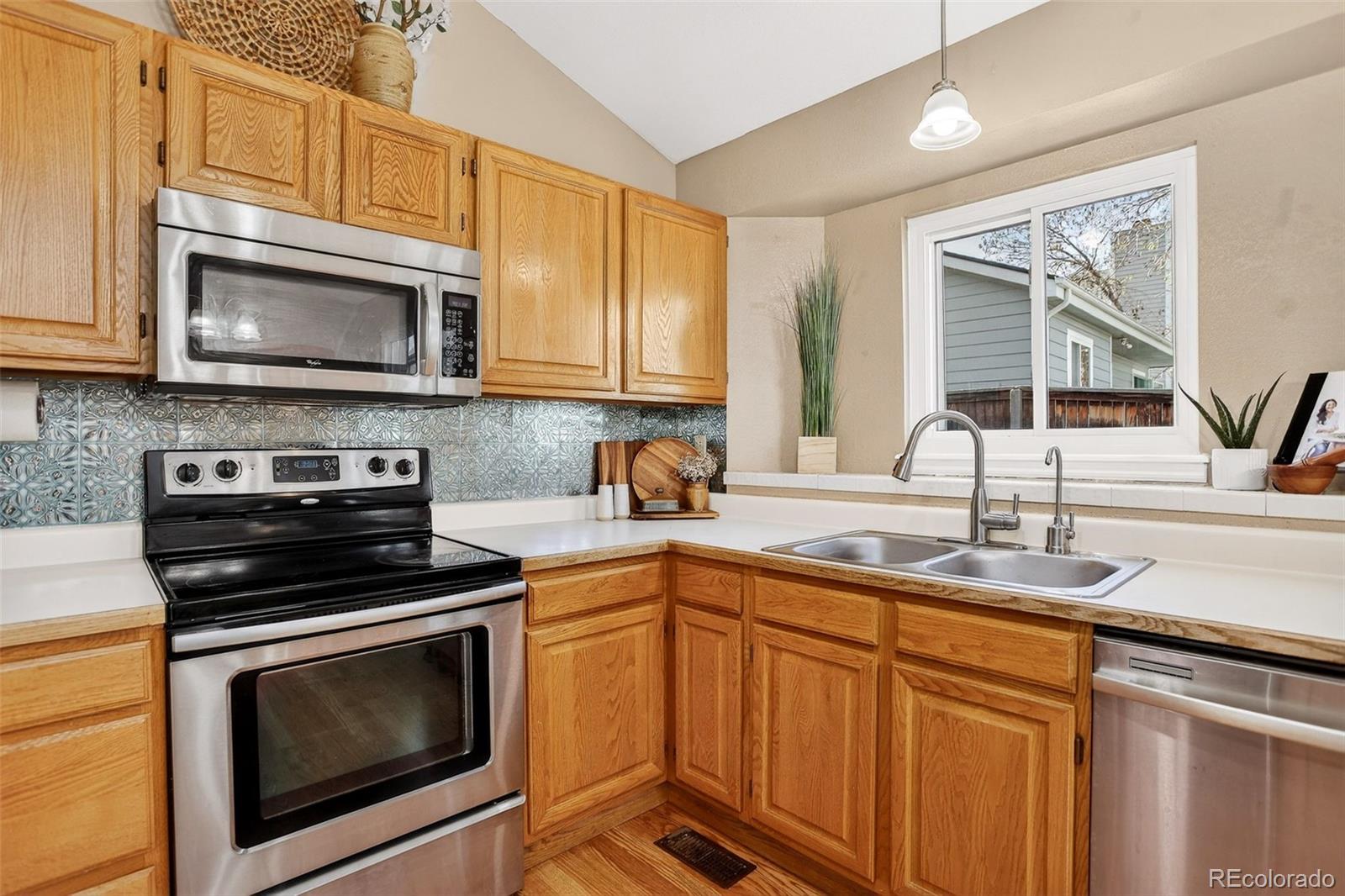 MLS Image #6 for 662  white cloud drive,highlands ranch, Colorado