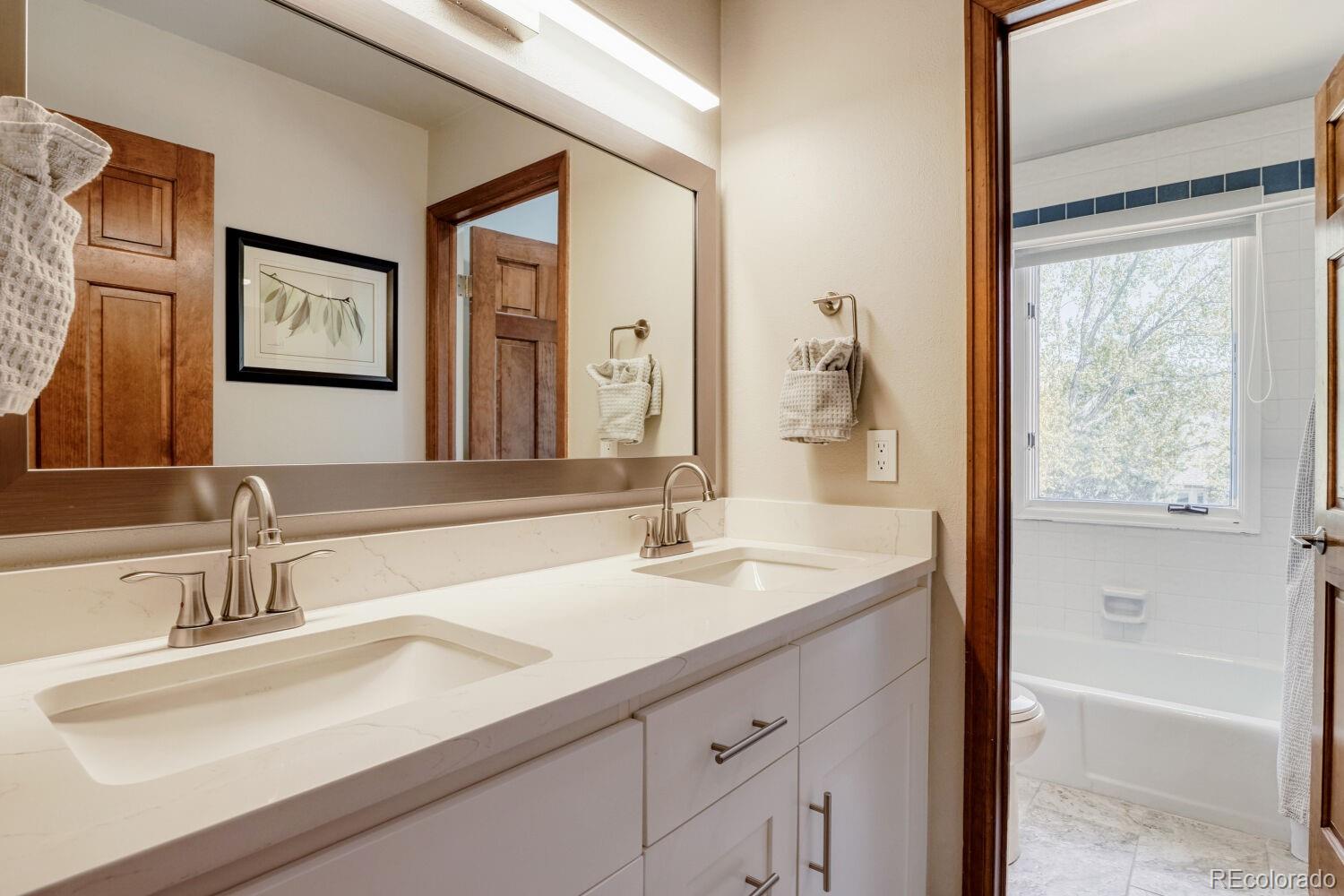 MLS Image #31 for 16290 e powers place,centennial, Colorado