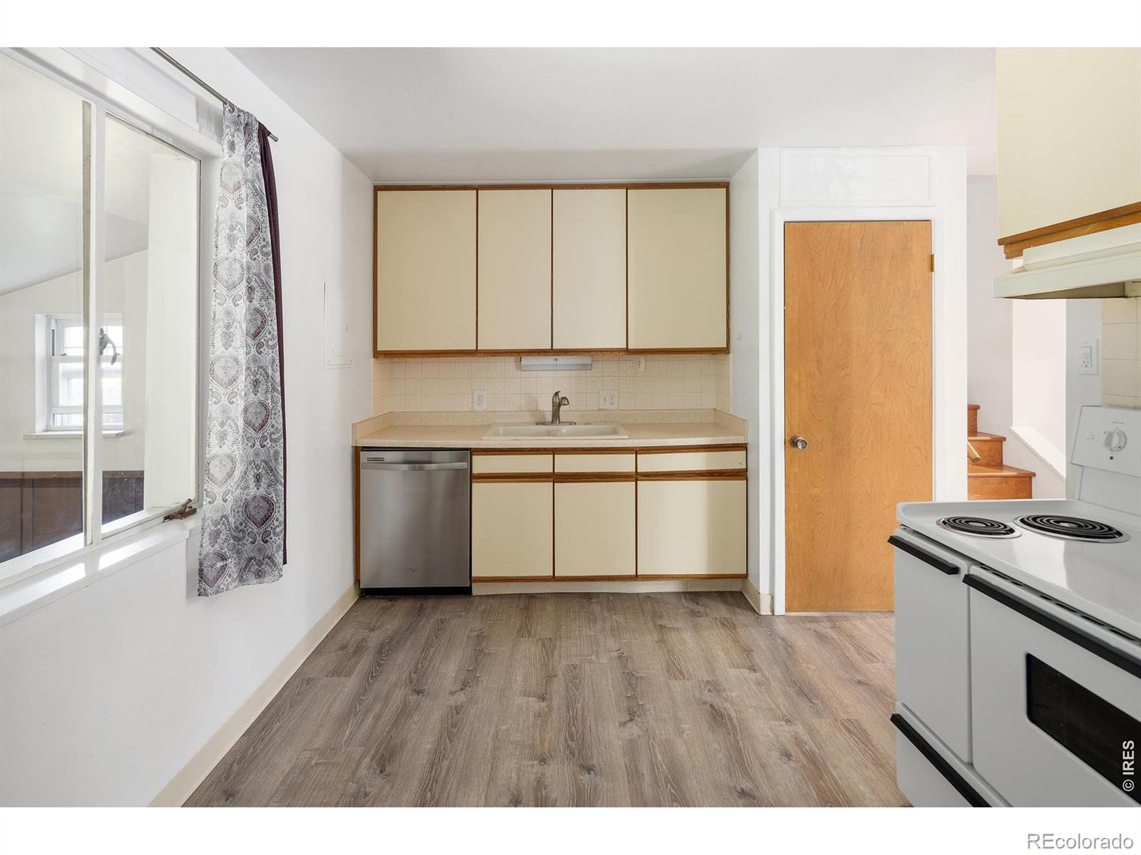 MLS Image #8 for 4256  graham court,boulder, Colorado