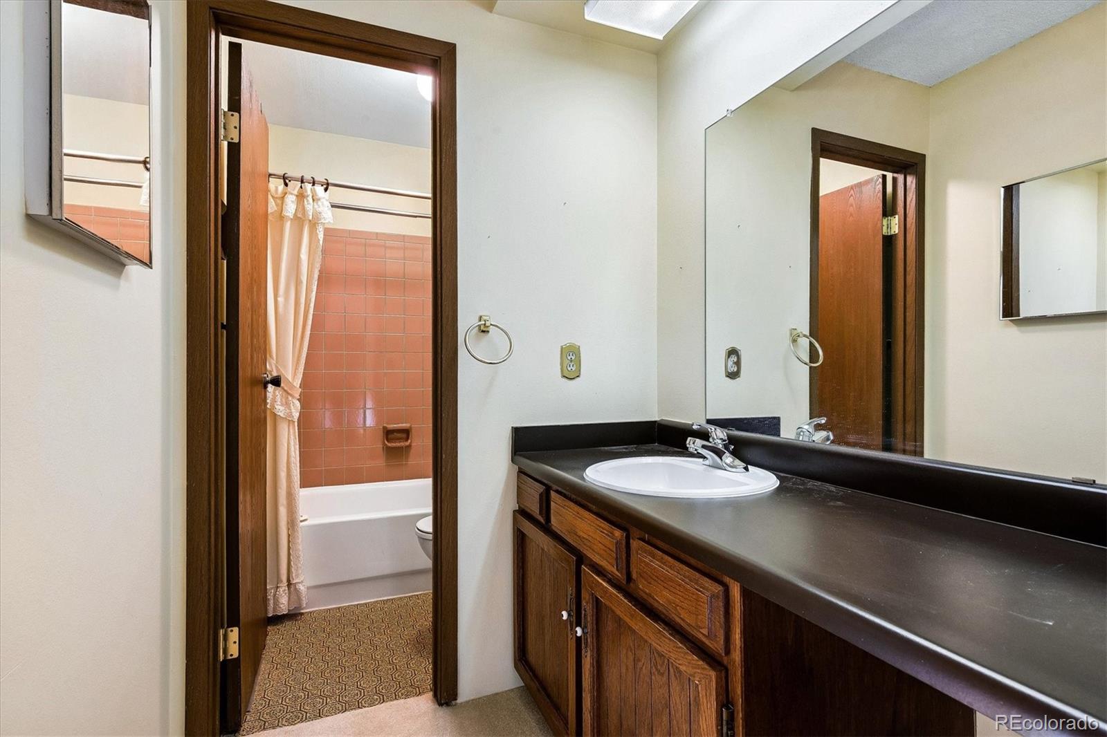 MLS Image #15 for 6685 e arizona avenue,denver, Colorado