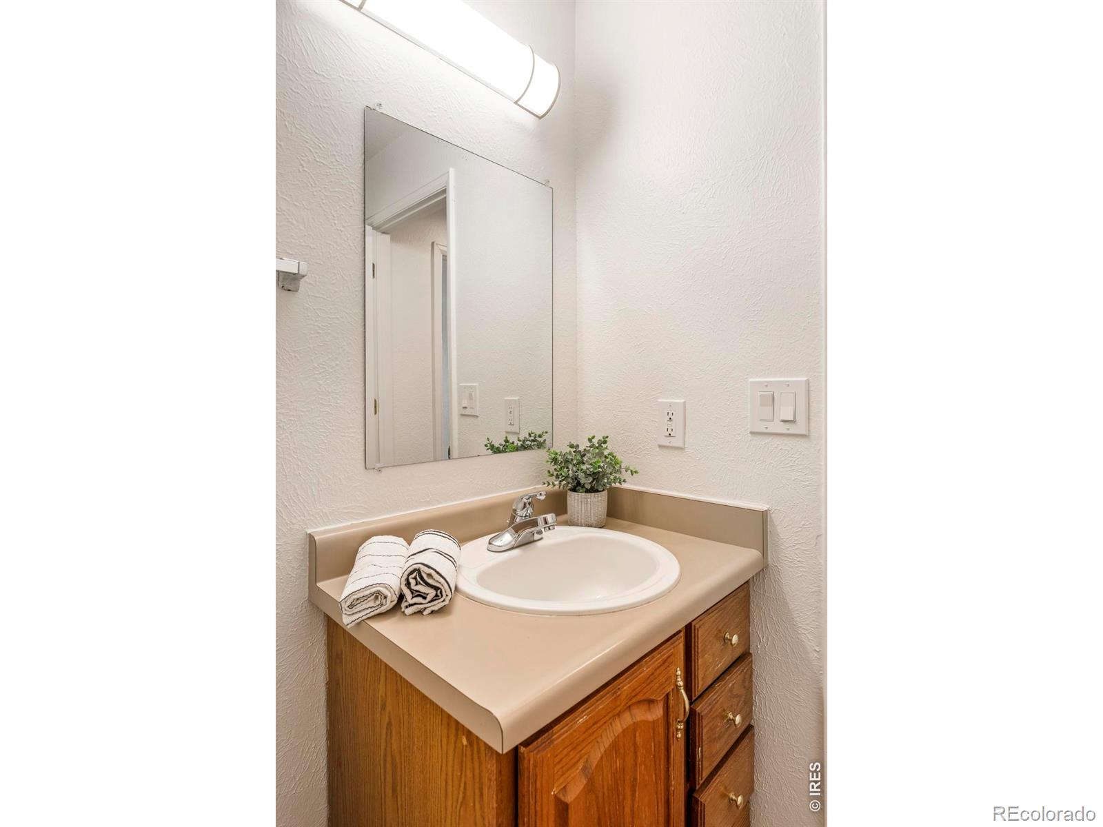 MLS Image #22 for 612 e chester street,lafayette, Colorado