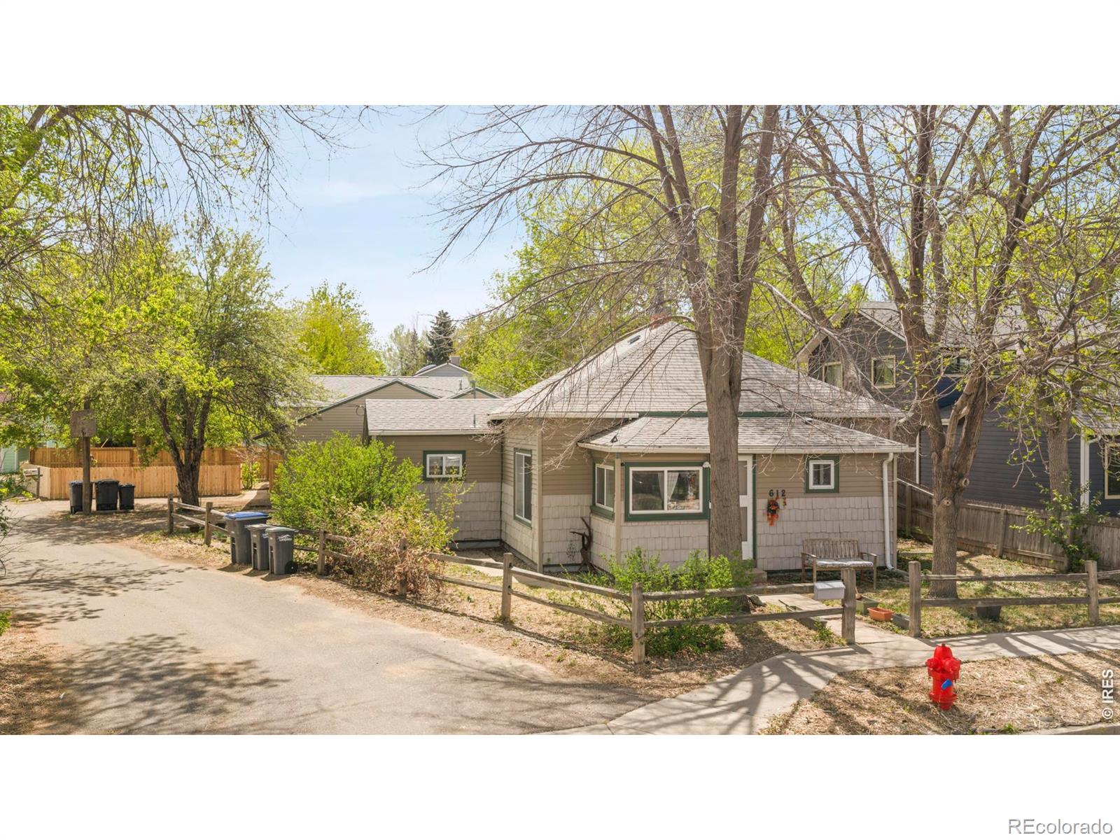 MLS Image #31 for 612 e chester street,lafayette, Colorado