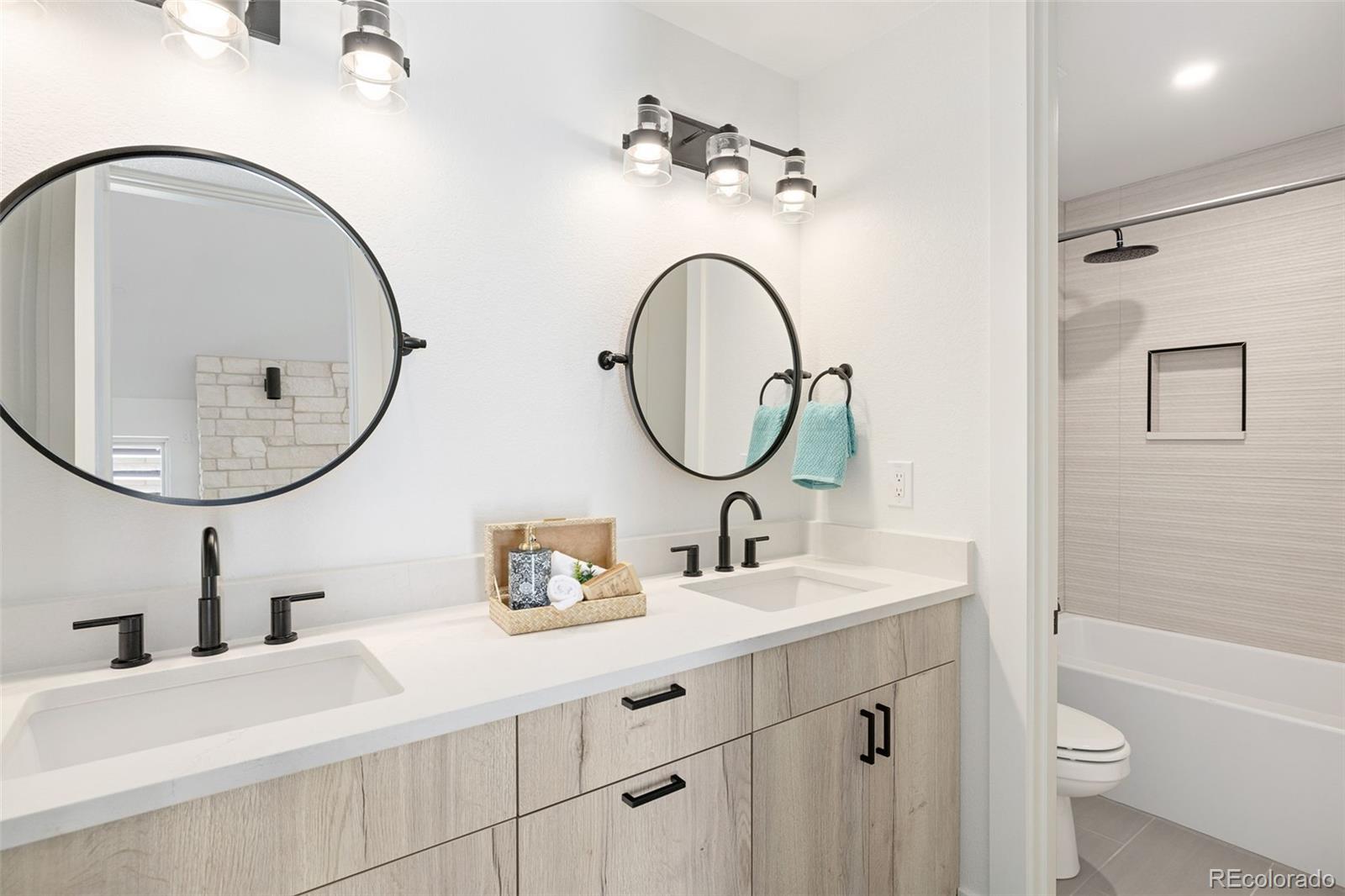 MLS Image #34 for 4547 s clarkson street,englewood, Colorado