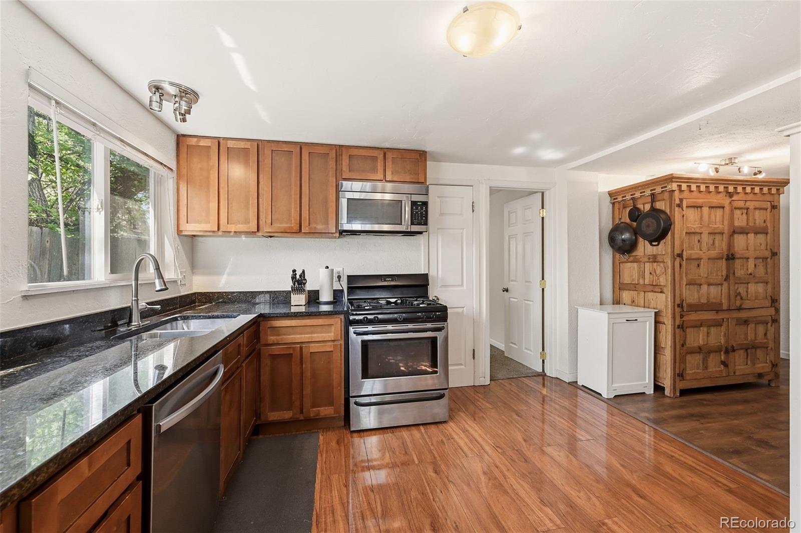 MLS Image #7 for 2425  reed street,lakewood, Colorado