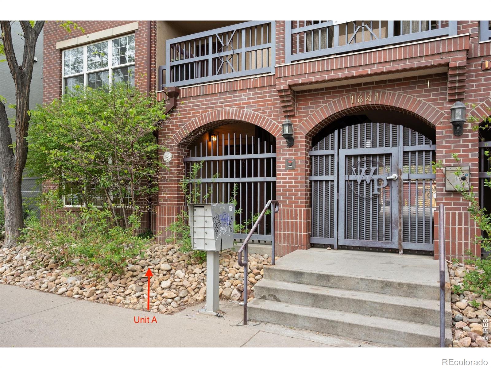 MLS Image #2 for 1641 n washington street a,denver, Colorado