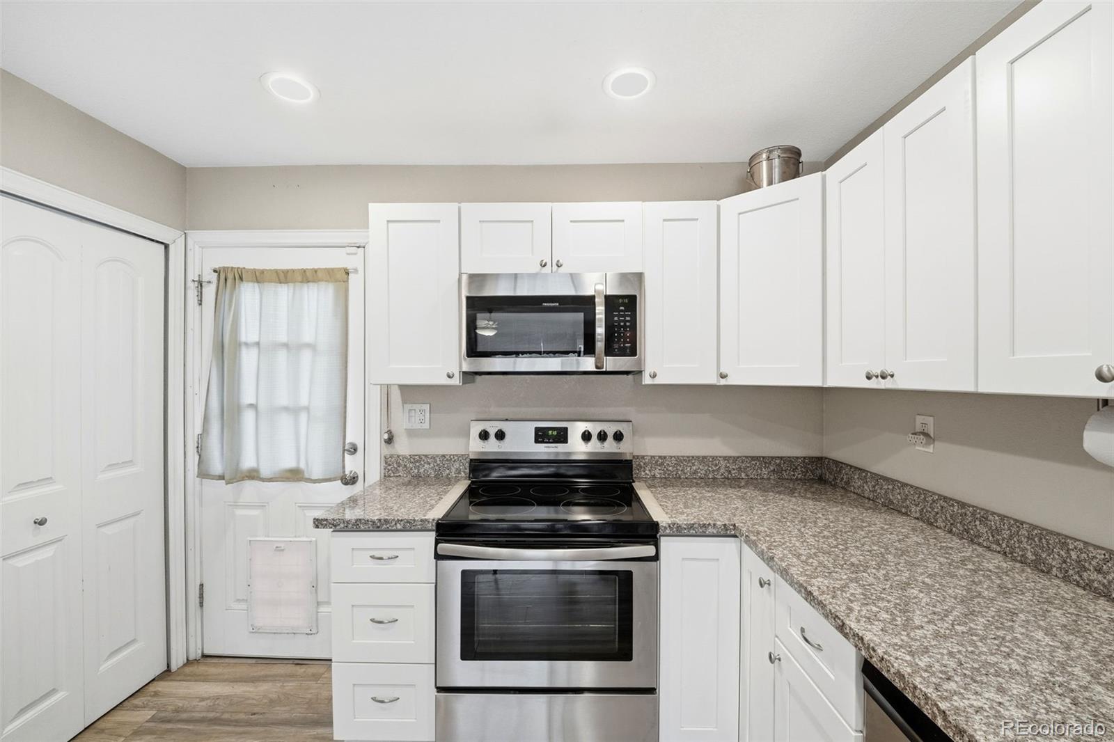 MLS Image #11 for 1919 s franklin avenue,colorado springs, Colorado