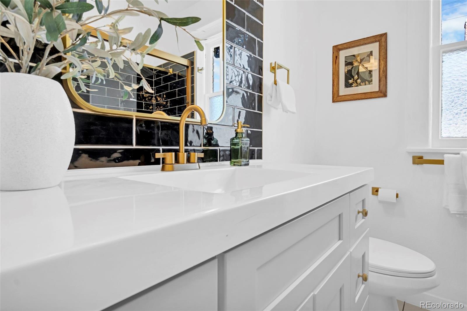 MLS Image #4 for 1393 n newton street,denver, Colorado