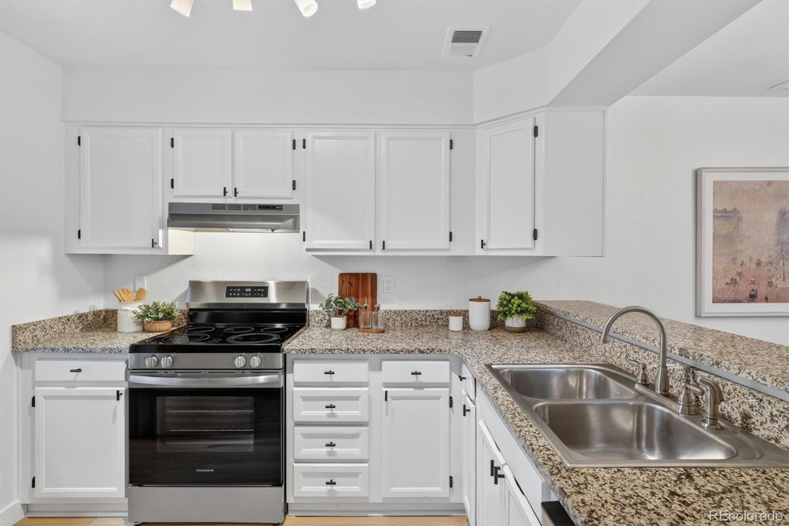MLS Image #11 for 8786  allison drive a,arvada, Colorado