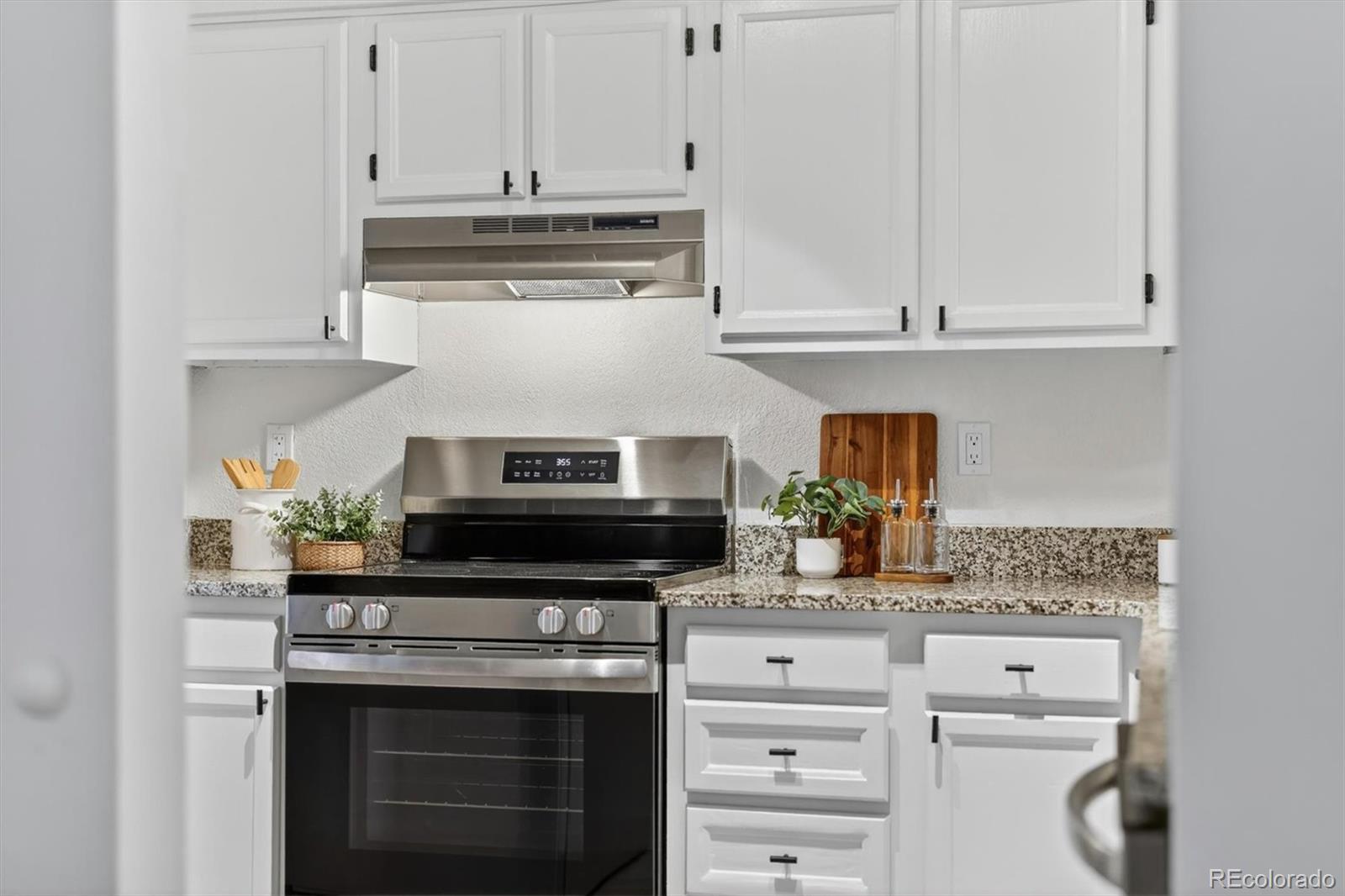 MLS Image #13 for 8786  allison drive a,arvada, Colorado